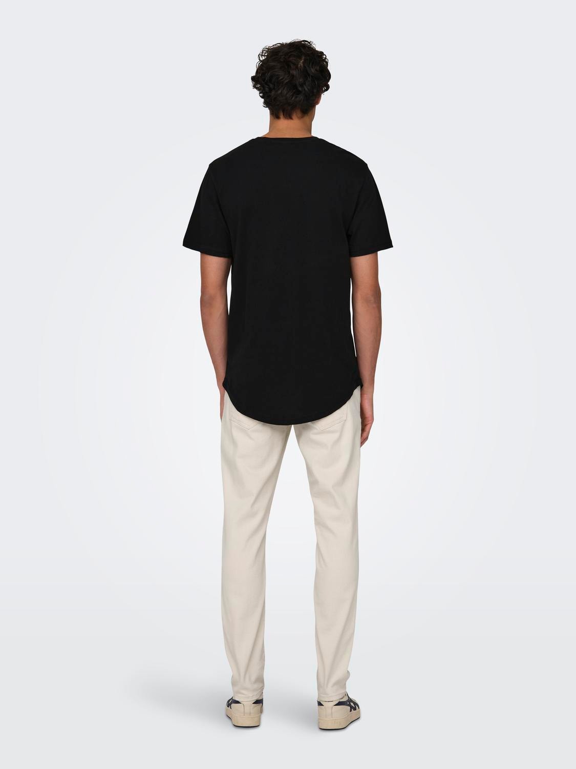 ONLY & SONS Camisetas Corte long line Cuello redondo -Black - 22002973