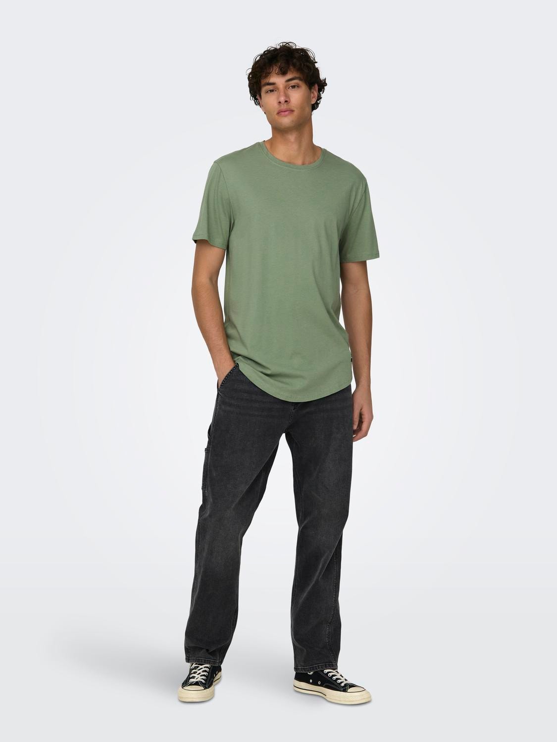 ONLY & SONS Camisetas Corte long line Cuello redondo -Hedge Green - 22002973