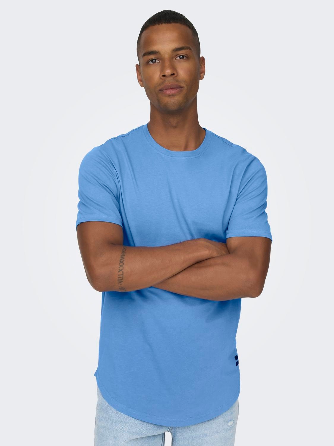 ONLY & SONS Long Line Fit O-ringning T-shirt -Marina - 22002973
