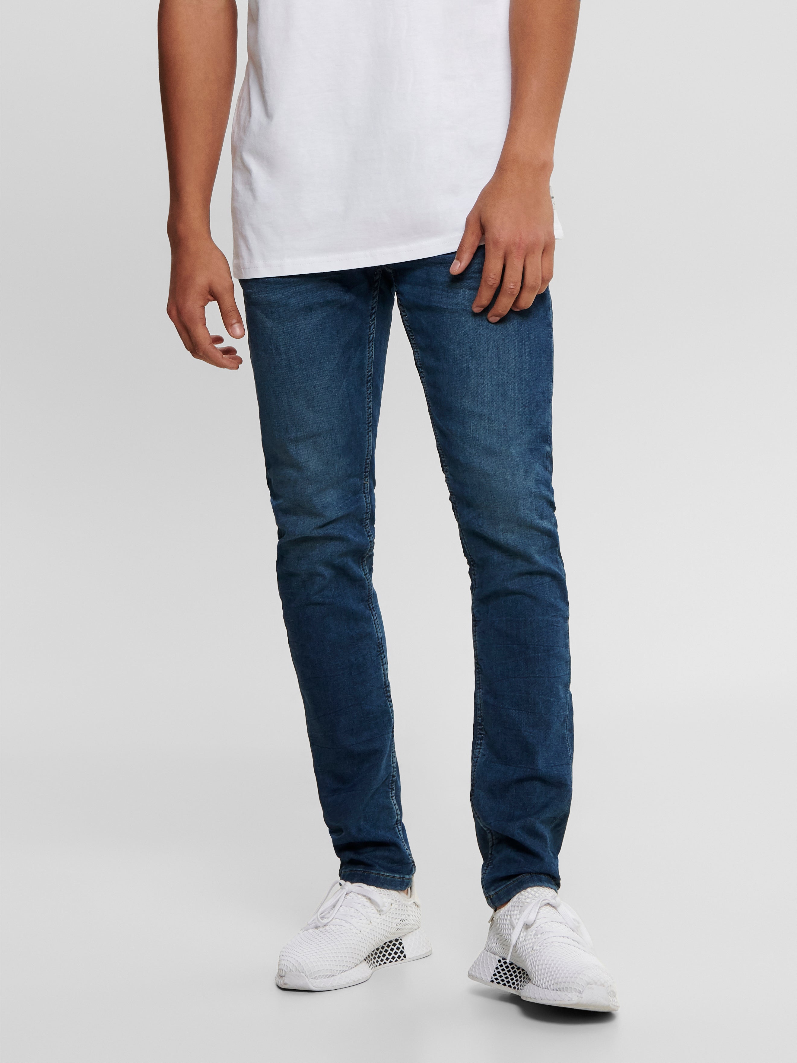 Krój slim Jeans | White | ONLY \u0026 SONS®