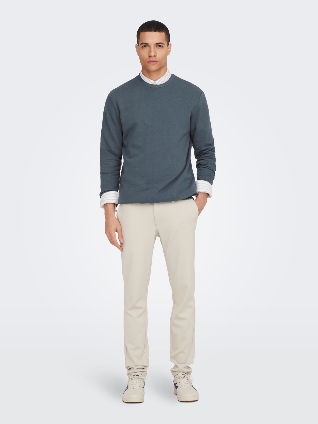 Solid colored chinos | Light Grey | ONLY & SONS®