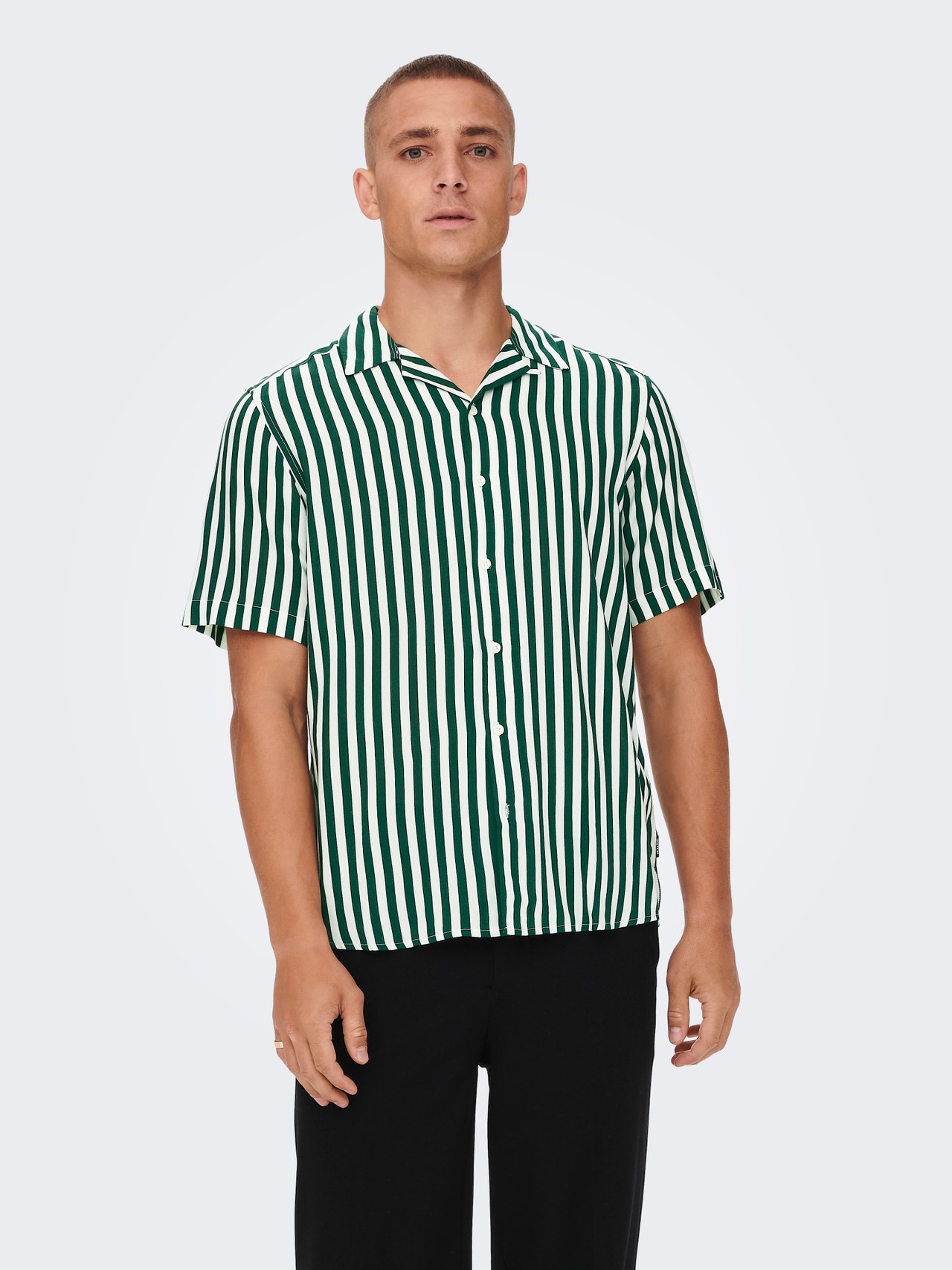 ONLY & SONS Regular Fit Resort collar Shirt -Dark Green - 22013267