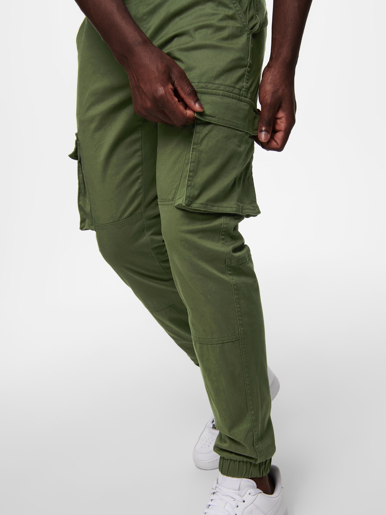 ONLY & SONS Tapered Fit Elasticated hems Trousers -Olive Night - 22016687