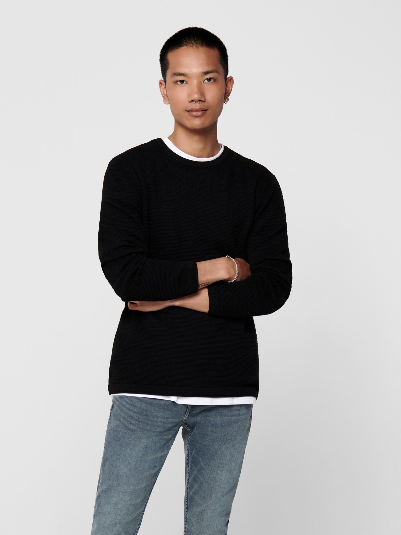 ONLY & SONS Regular Fit Crew neck Pullover -Black - 22016980