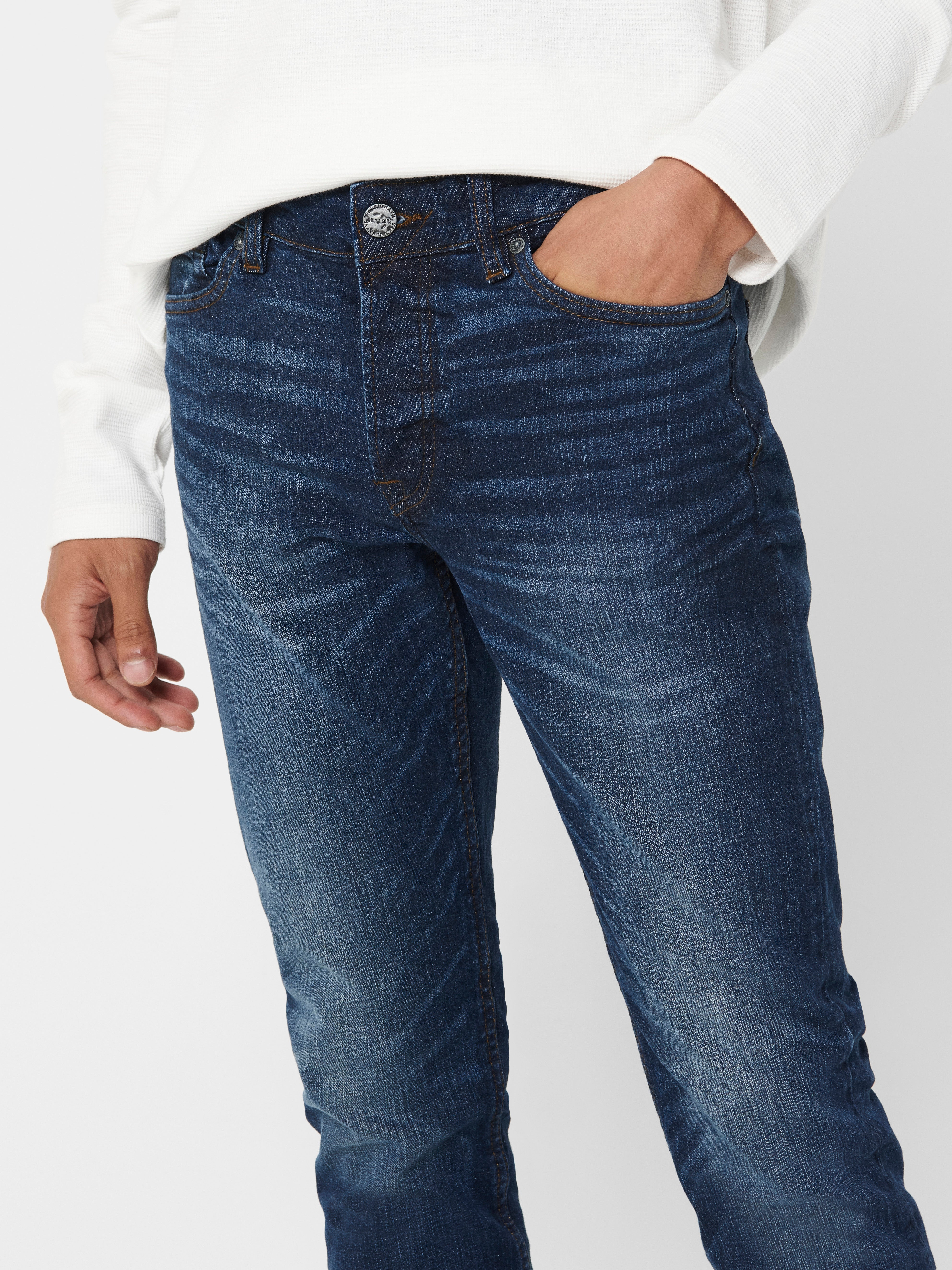 Krój slim Jeans z 40% zniżki | ONLY \u0026 SONS®