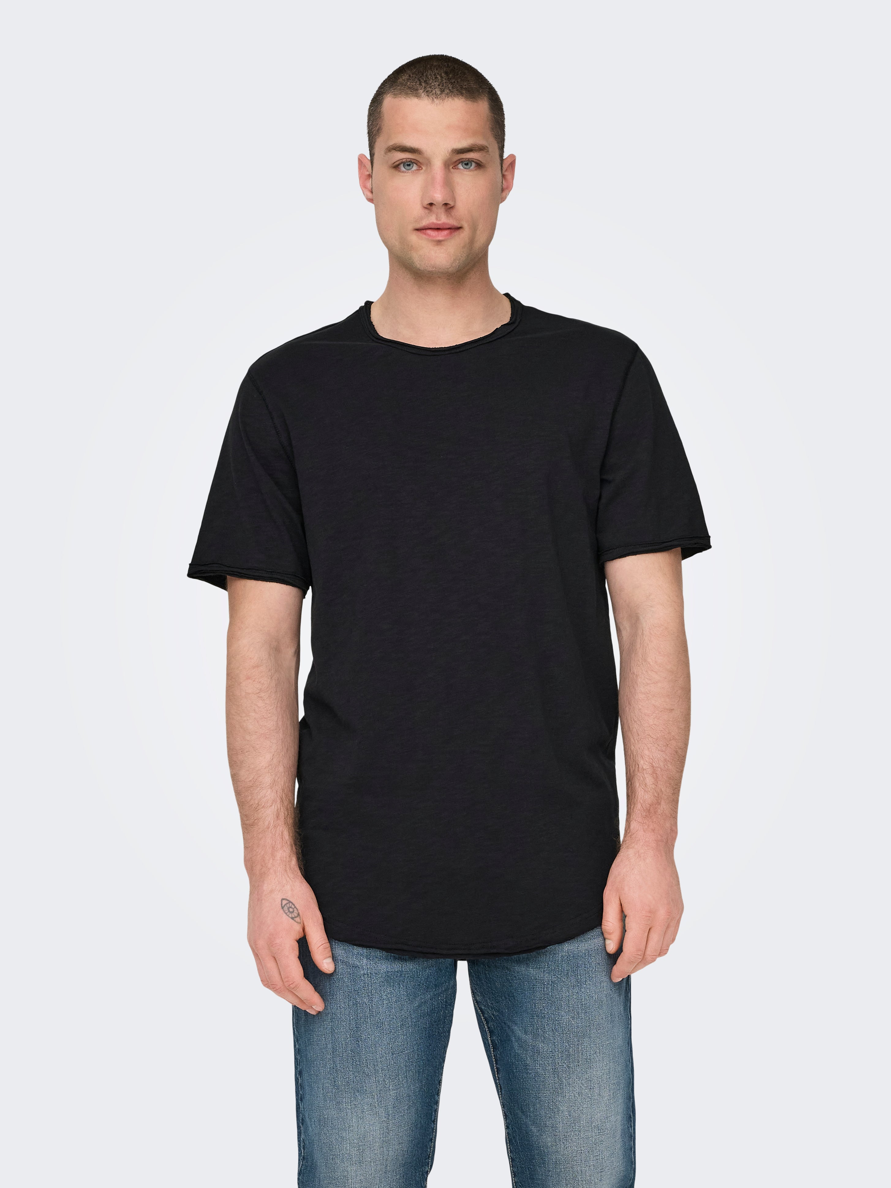 T-shirts for Men | Graphic & Basic Tees | ONLY & SONS