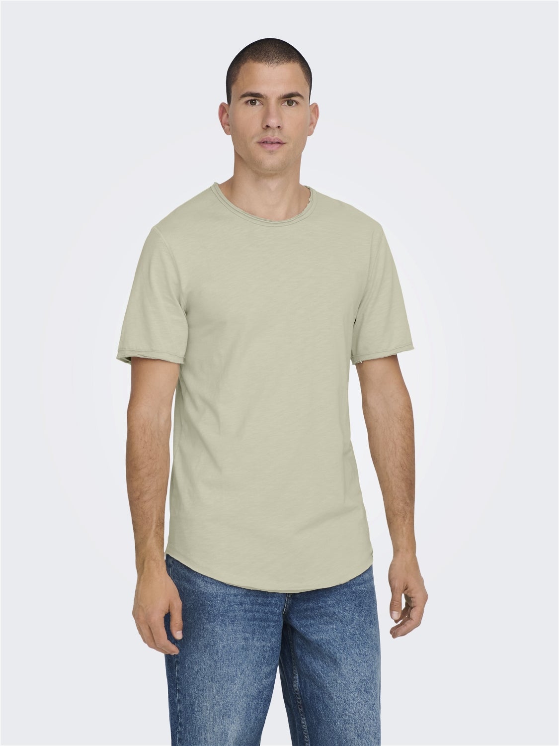 Long Line Fit Round Neck T-Shirt | Light Grey | ONLY & SONS®