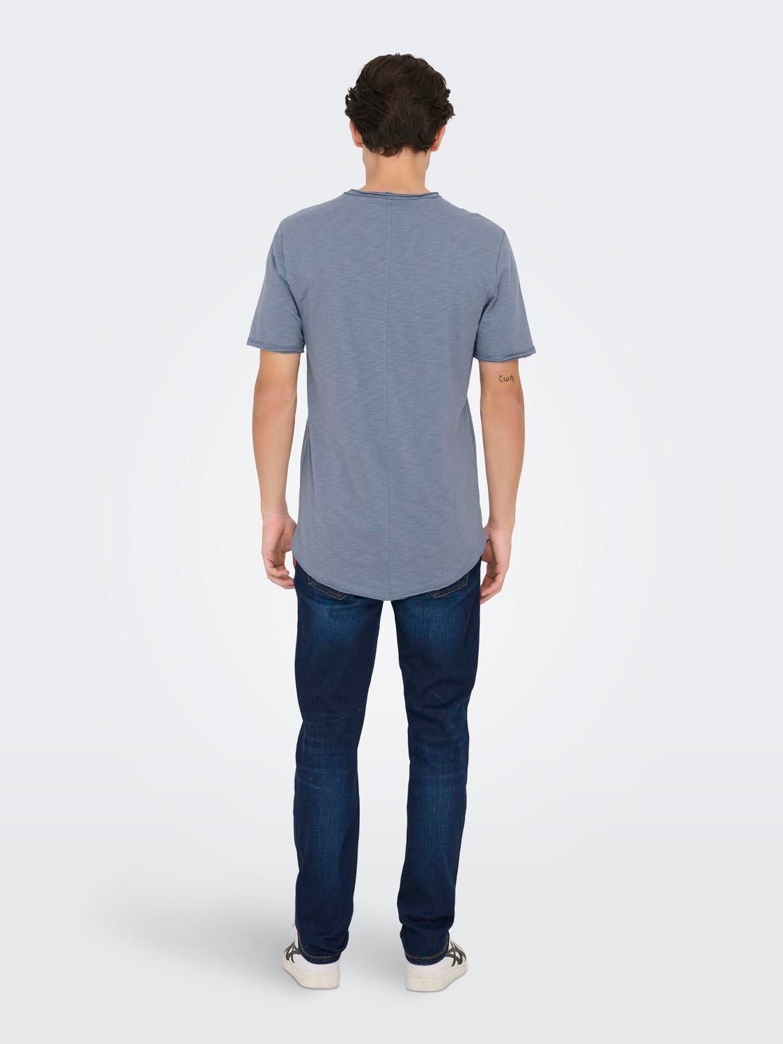 ONLY & SONS T-shirts Long Line Fit Col rond -Flint Stone - 22017822