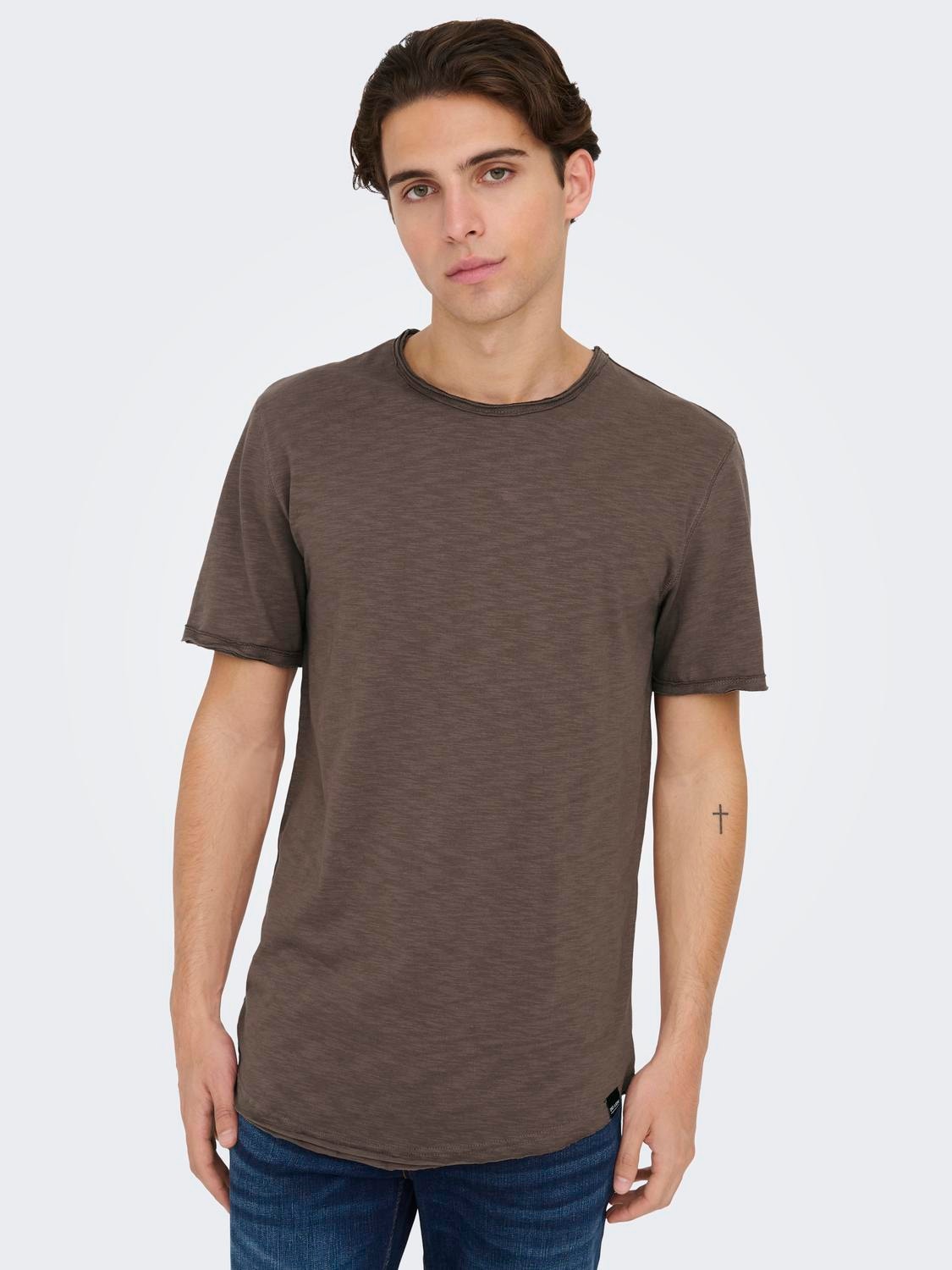 ONLY & SONS Lang geschnitten Rundhals T-Shirt -Peppercorn - 22017822