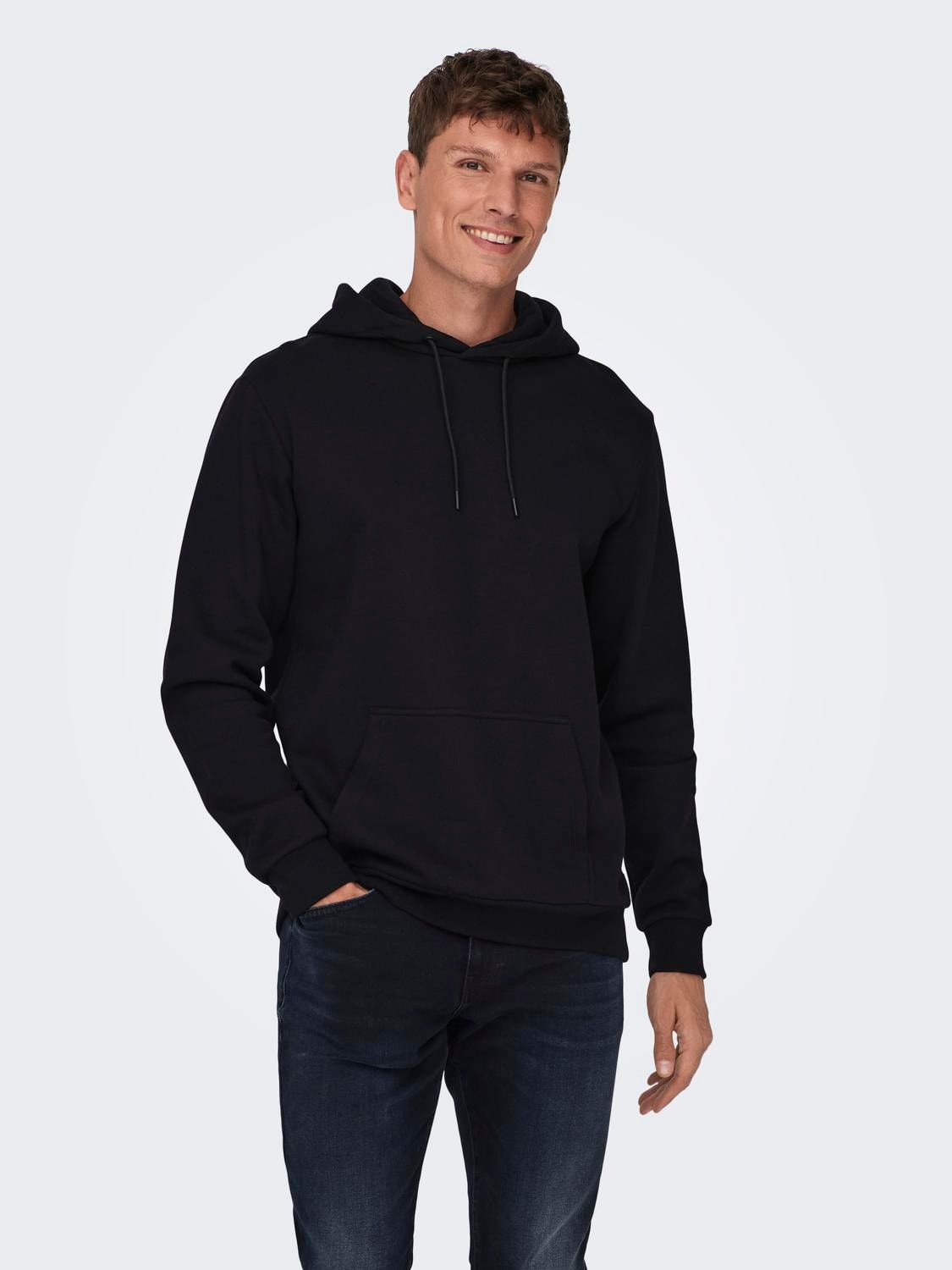 ONLY & SONS Ensfarvet hoodie -Black - 22018685