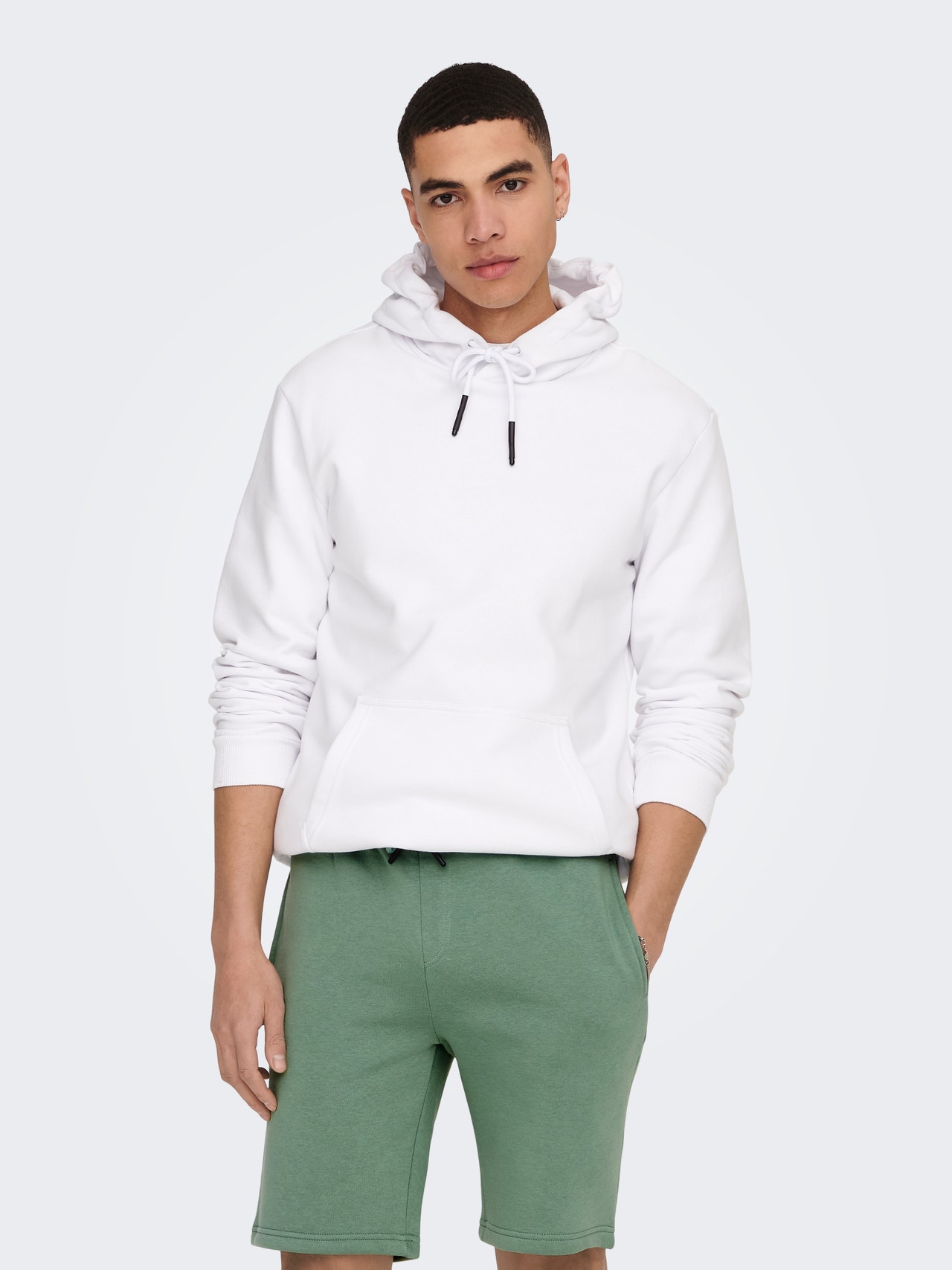 ONLY & SONS Ensfarvet hoodie -Bright White - 22018685