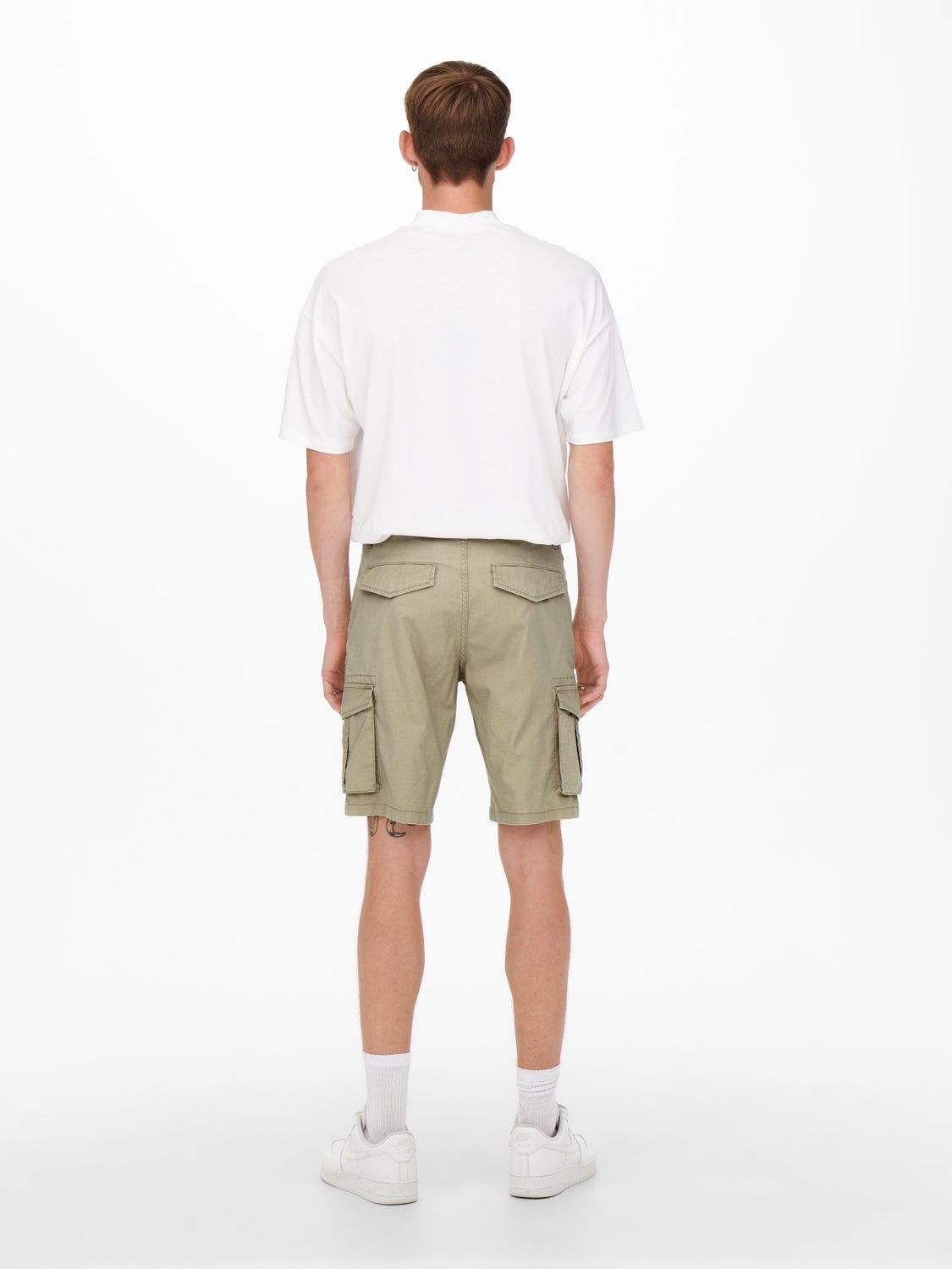 khaki colored cargo shorts