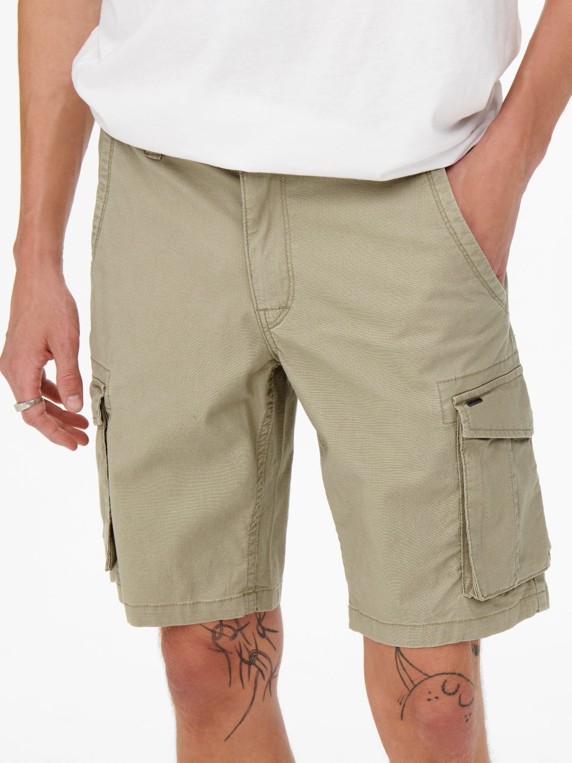 solid cargo shorts