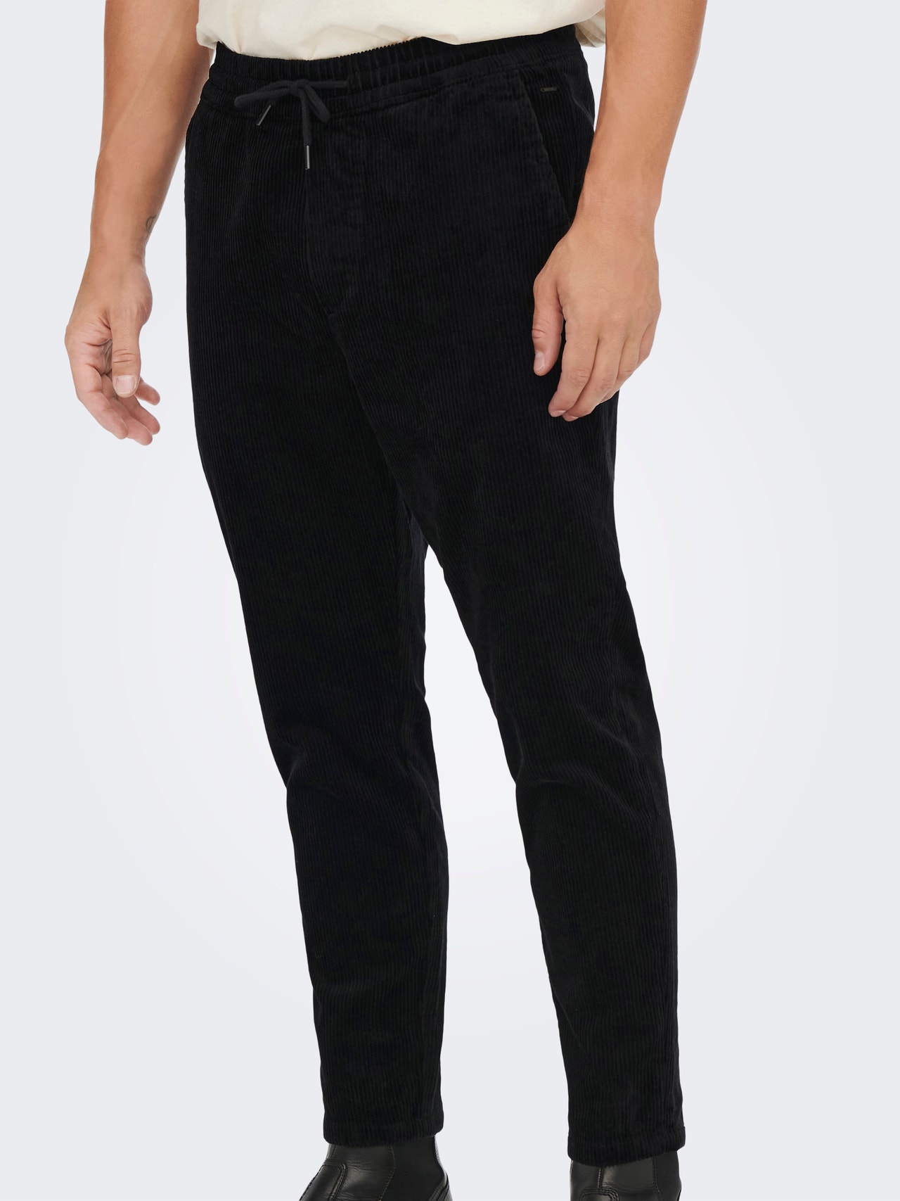 ONLY & SONS Pantalons Tapered Fit Taille moyenne Élastique -Black - 22019912