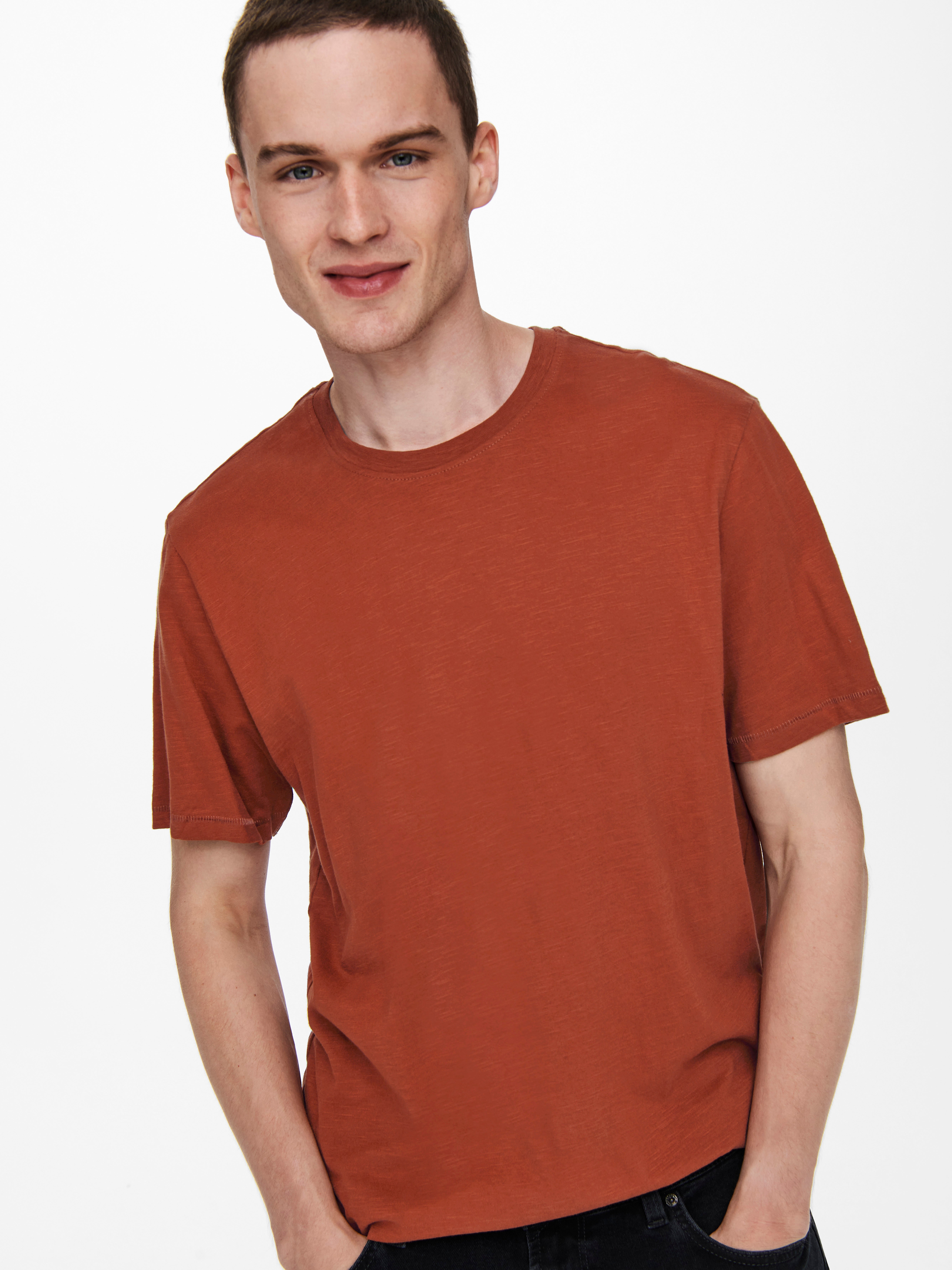 Regular Fit O-Neck T-Shirt | Dark Red 
