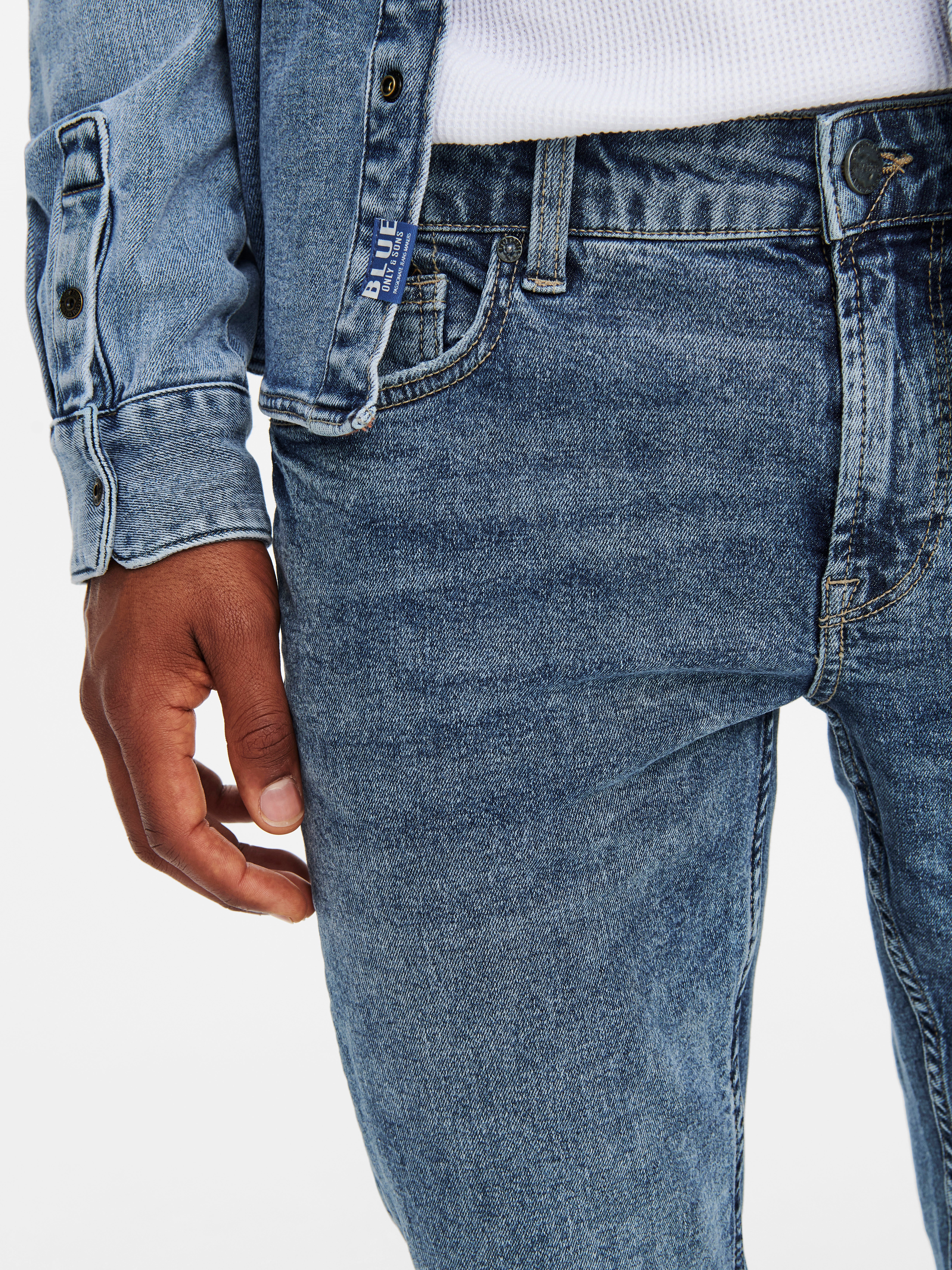 ONSLoom life Slim fit jeans | Medium Blue | ONLY \u0026 SONS®