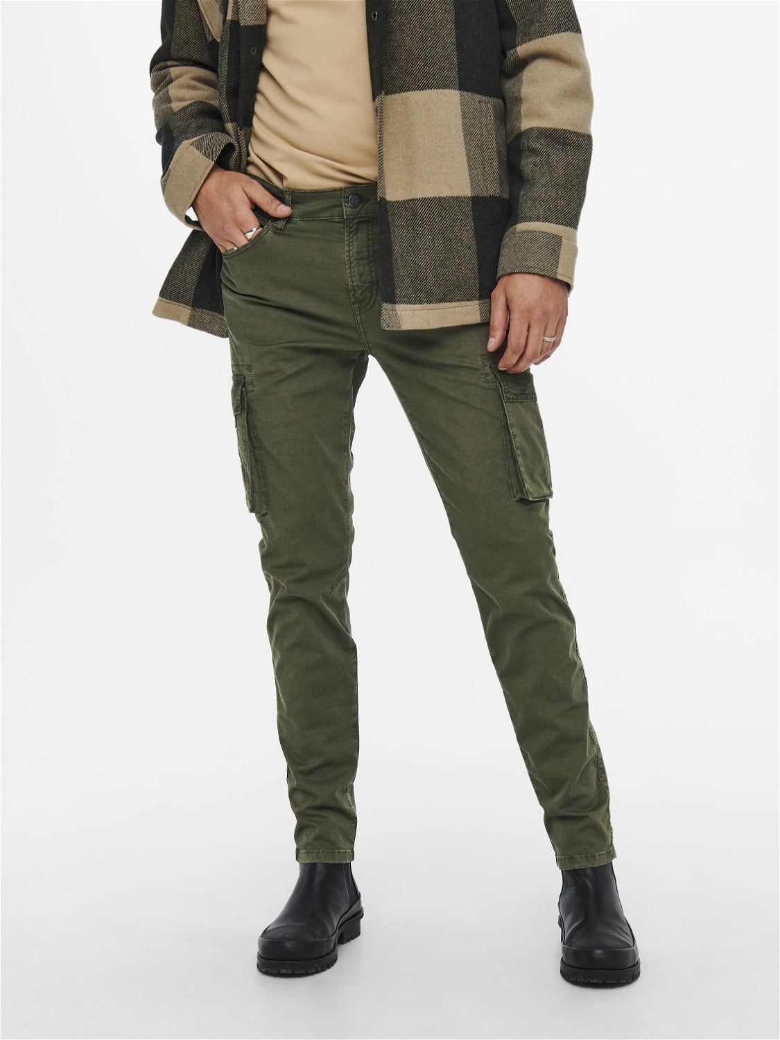 fitted cargo trousers