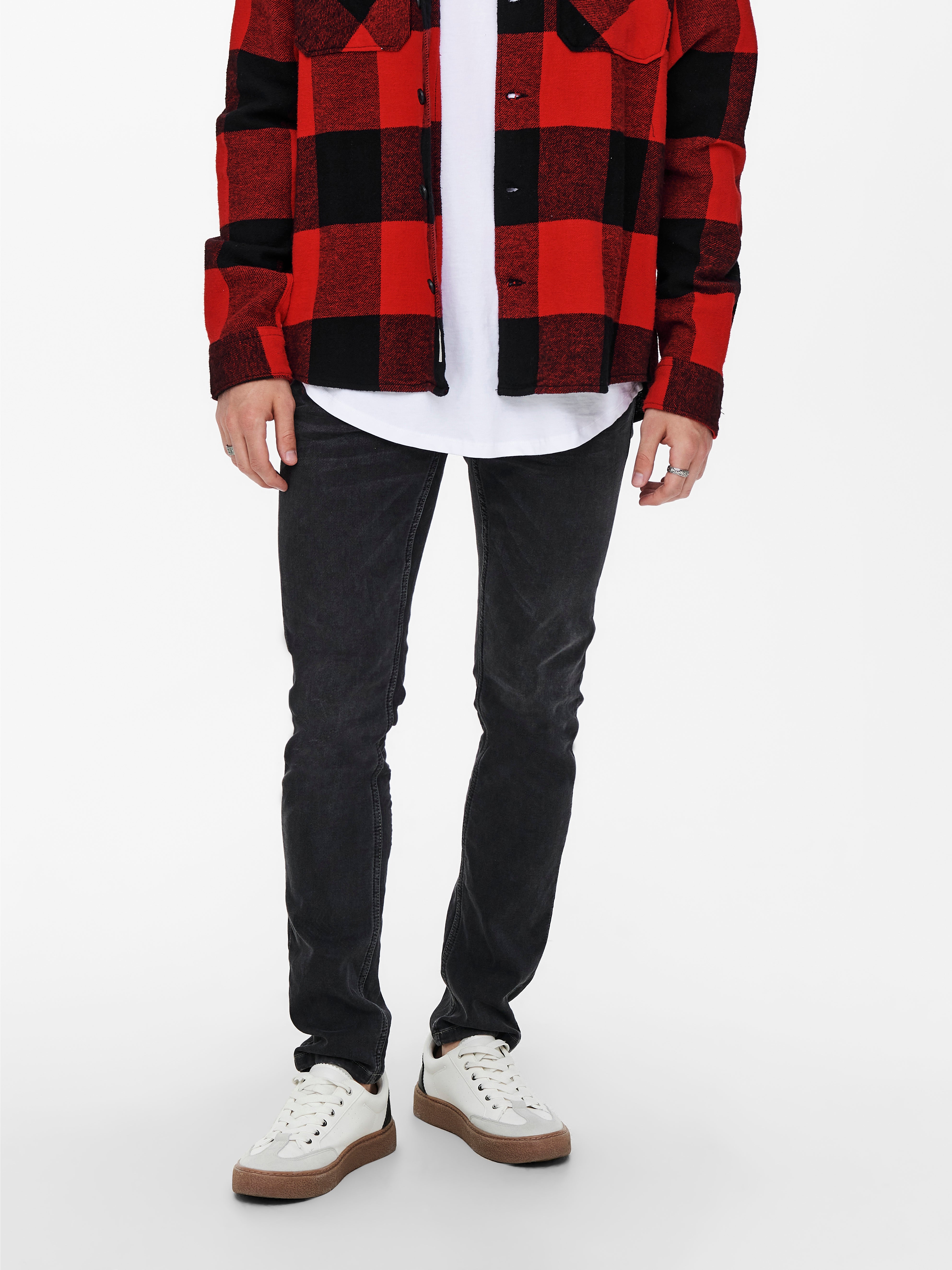 ONSLoom jog black Slim fit jeans z 30% zniżki | ONLY \u0026 SONS®