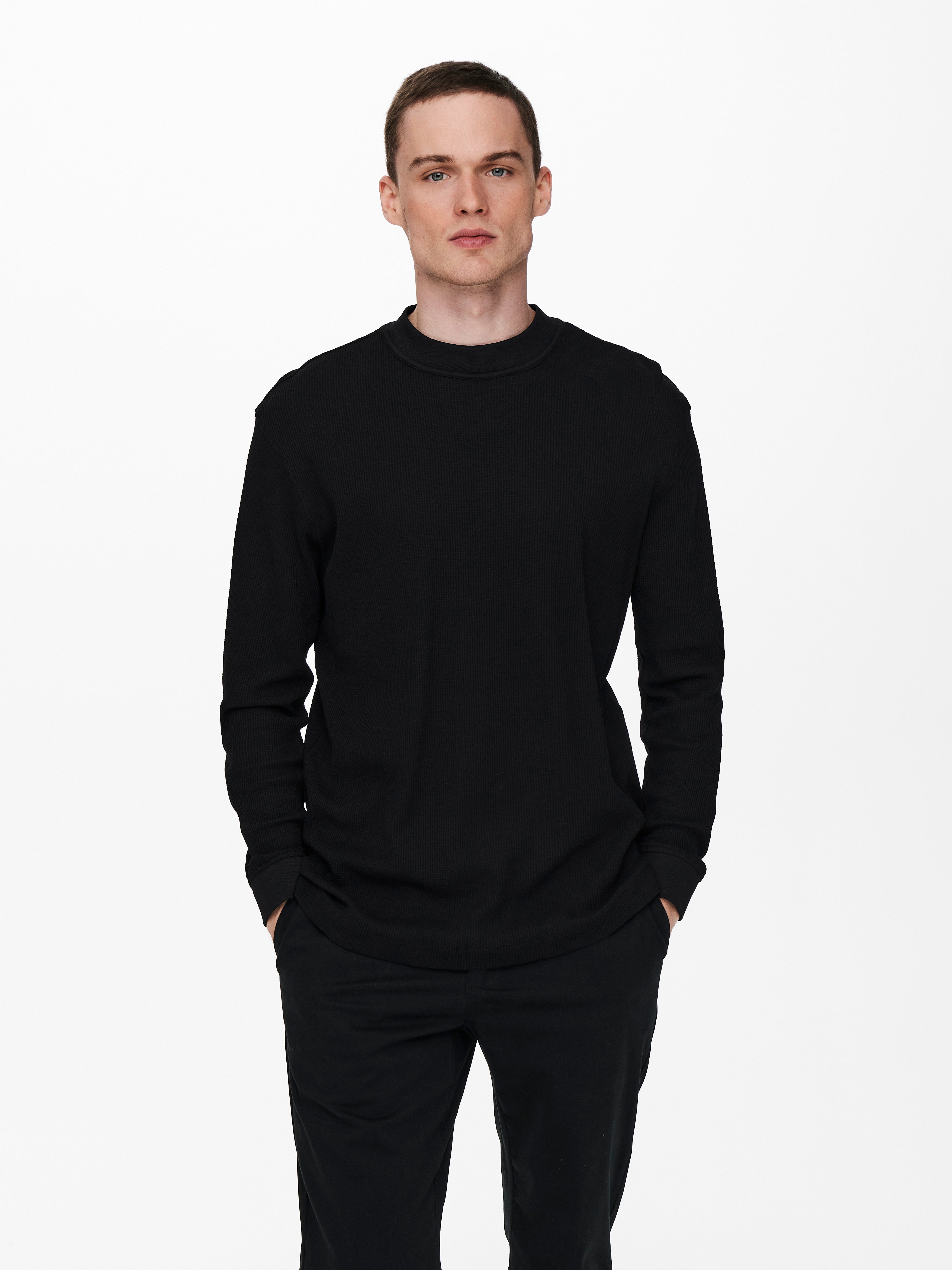 Long Sleeve T-shirts for Men | ONLY \u0026 SONS