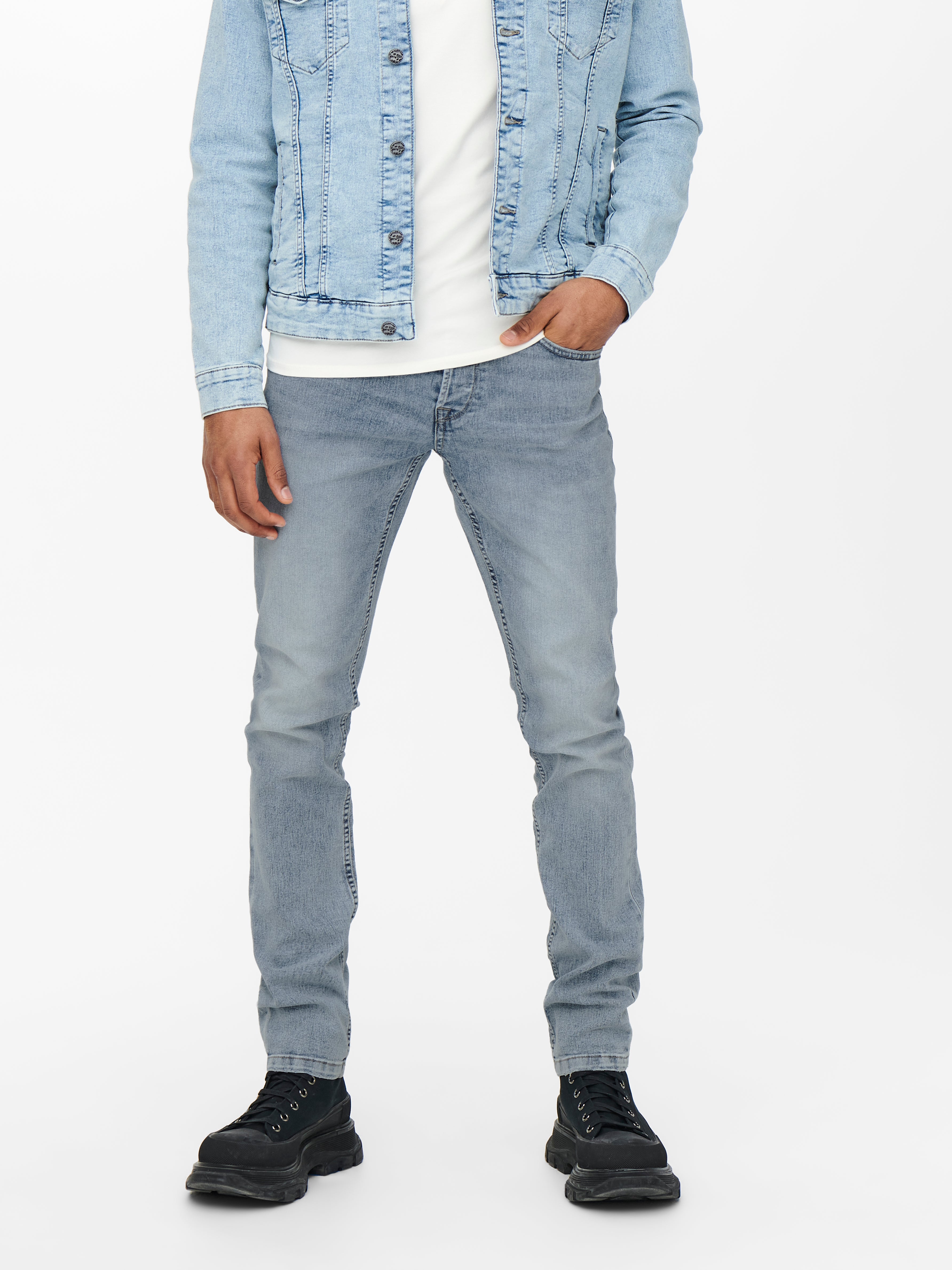 Jeans Slim Fit | White | ONLY \u0026 SONS®