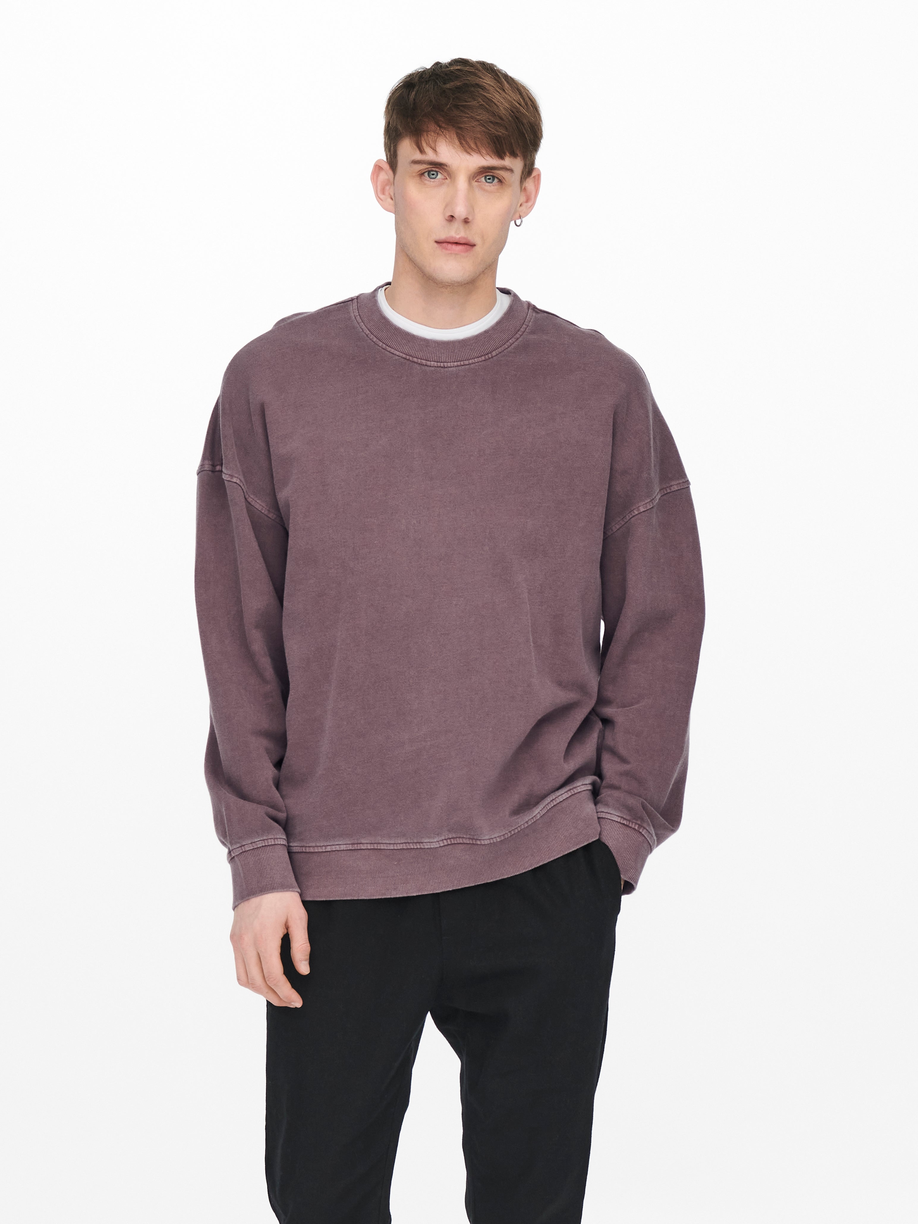Relaxed Fit O-Neck Sweatshirt with 60 