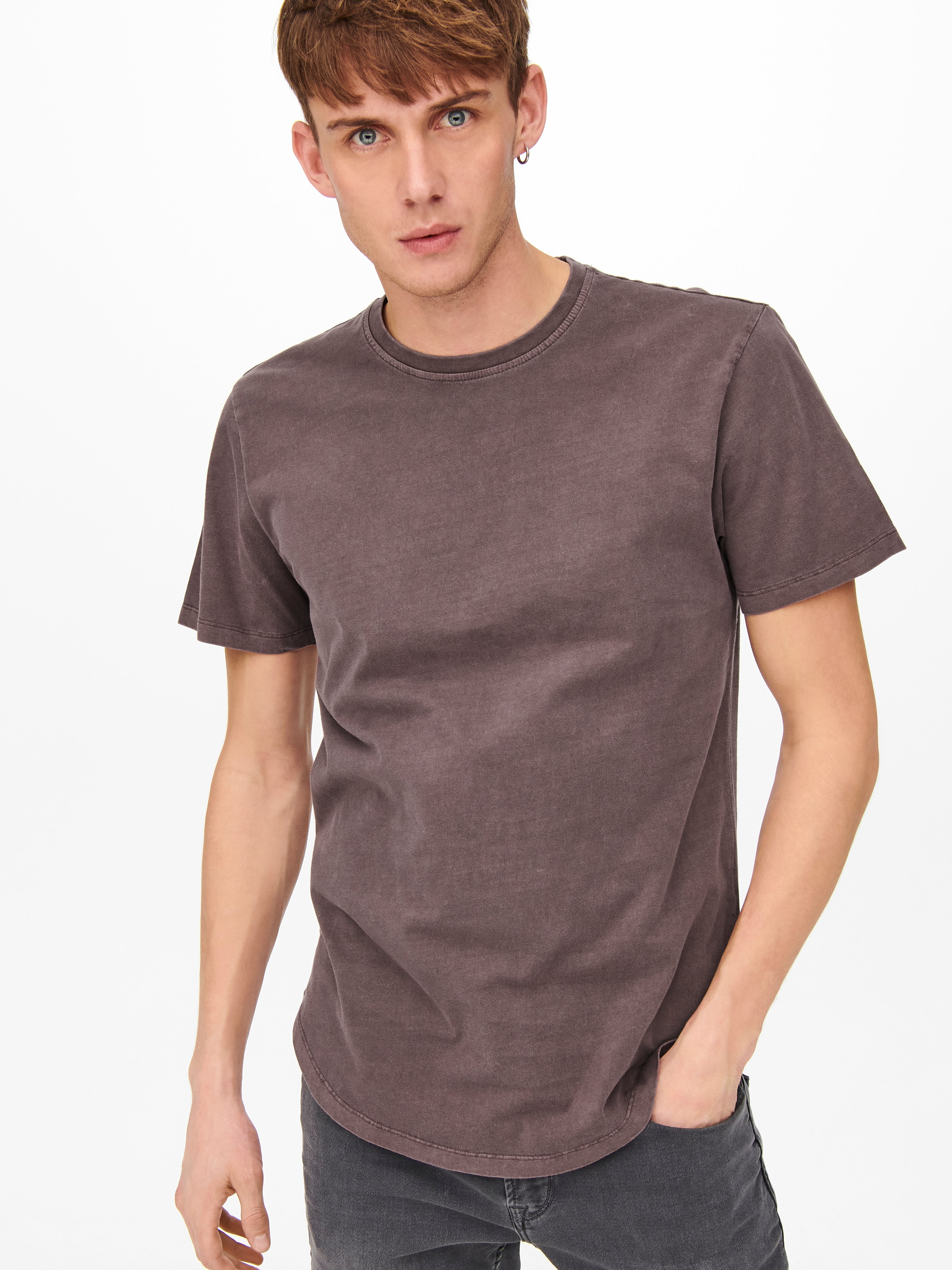 Long Line Fit O-Neck T-Shirt | Dark 