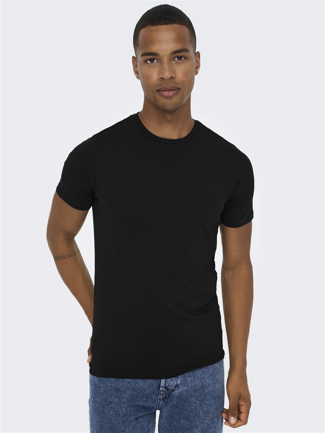 ONLY & SONS Slim Fit Rundhals T-Shirt -Black - 22021181