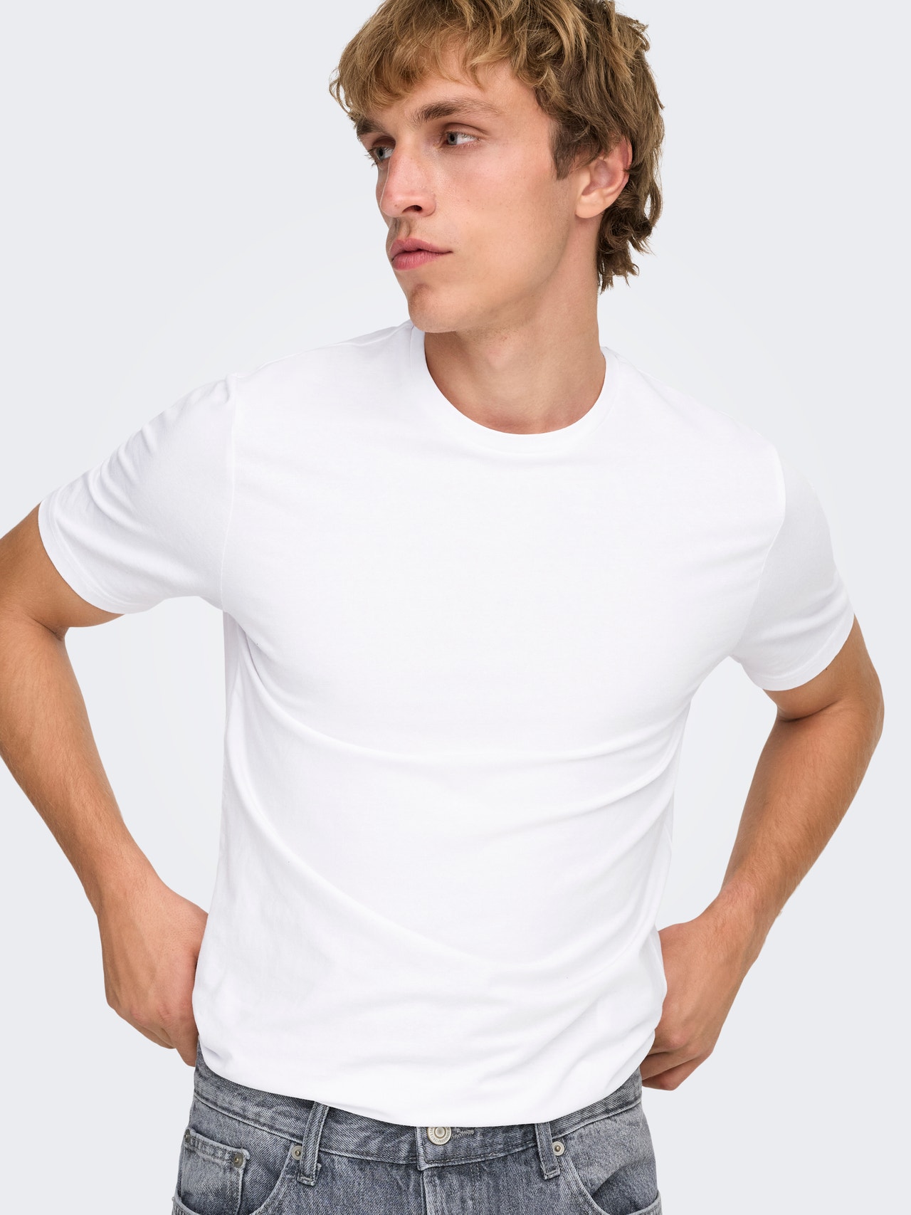 ONSBASIC T-shirt | White | ONLY & SONS®