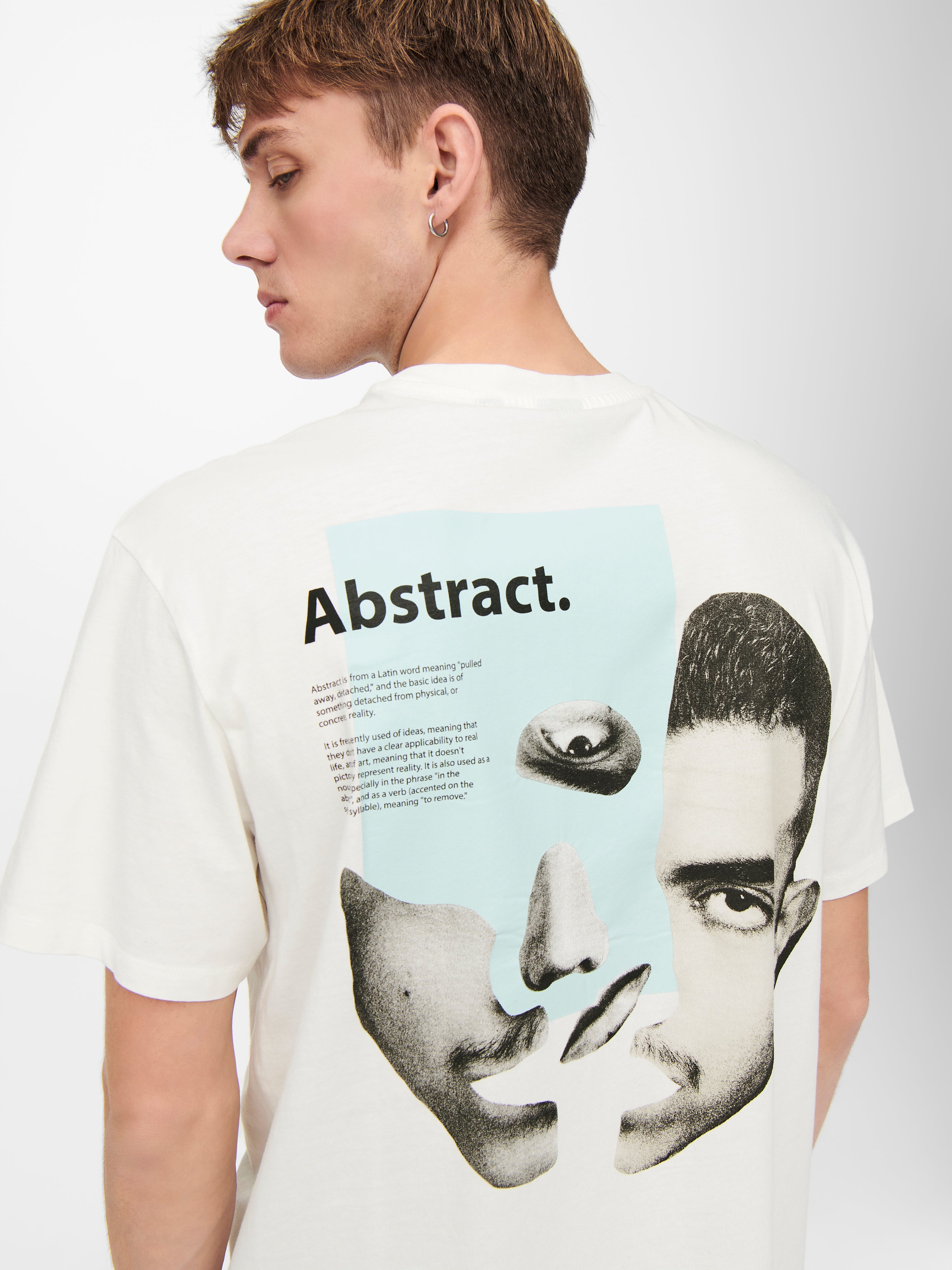 Relaxed Fit O-Neck T-Shirt with 40 