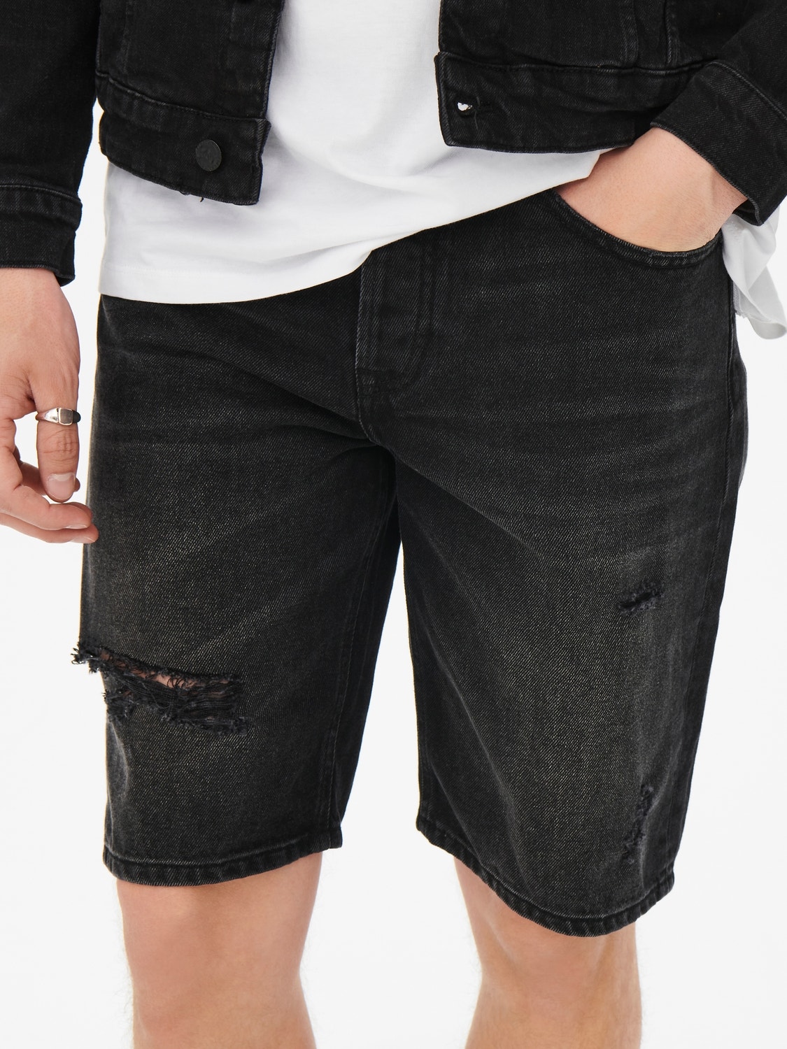 ONLY & SONS Slim Fit Mittlere Taille Shorts -Black Denim - 22022342