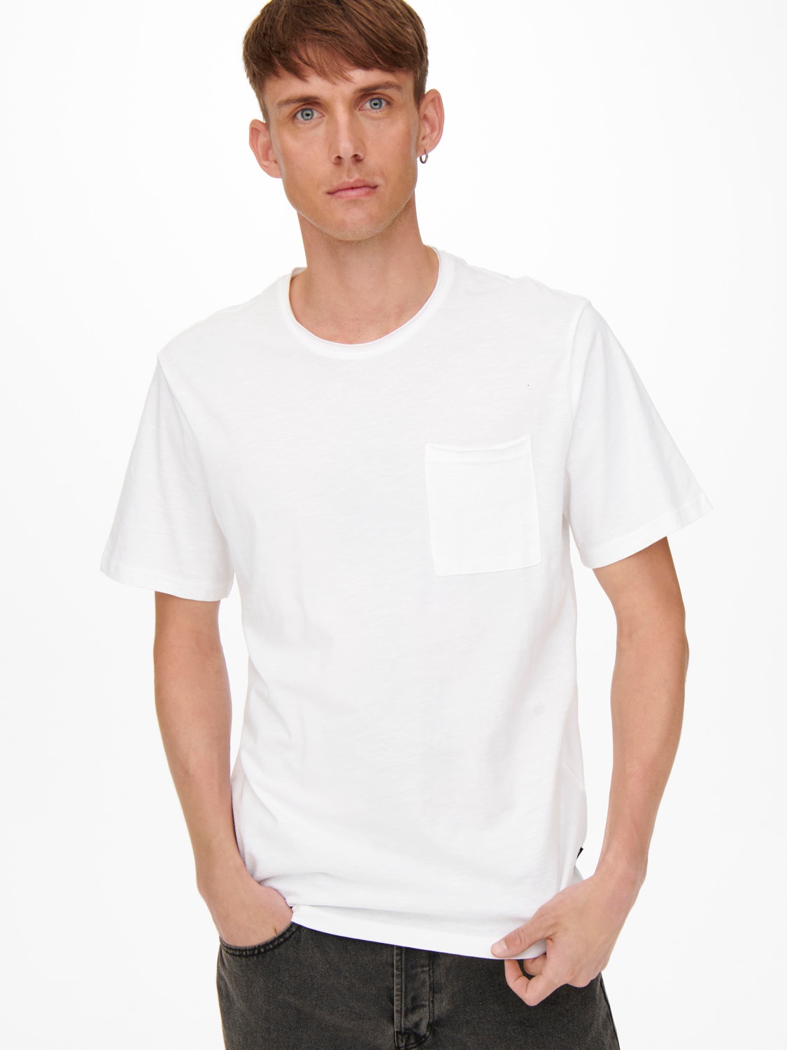 gerningsmanden snak Praktisk Regular Fit O-Neck T-Shirt | White | ONLY & SONS®