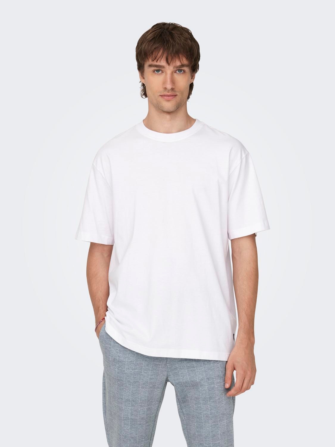 ONLY & SONS Locker geschnitten Rundhals T-Shirt -Bright White - 22022532