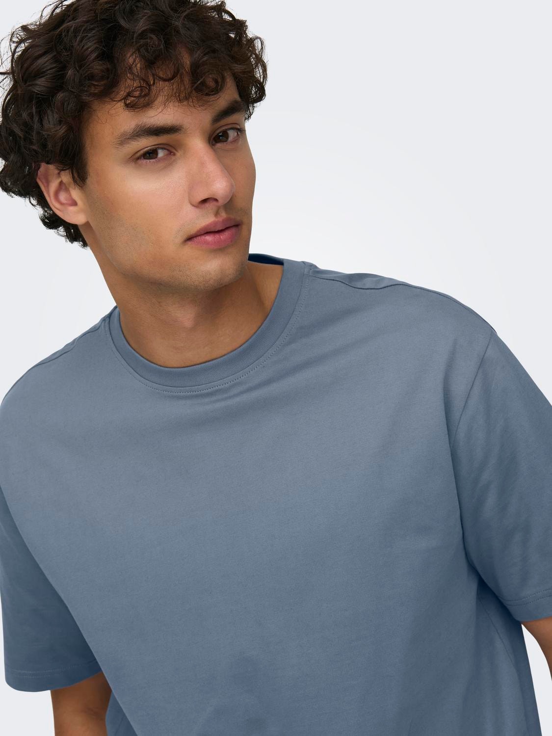 ONLY & SONS Camisetas Corte relaxed Cuello redondo -Flint Stone - 22022532
