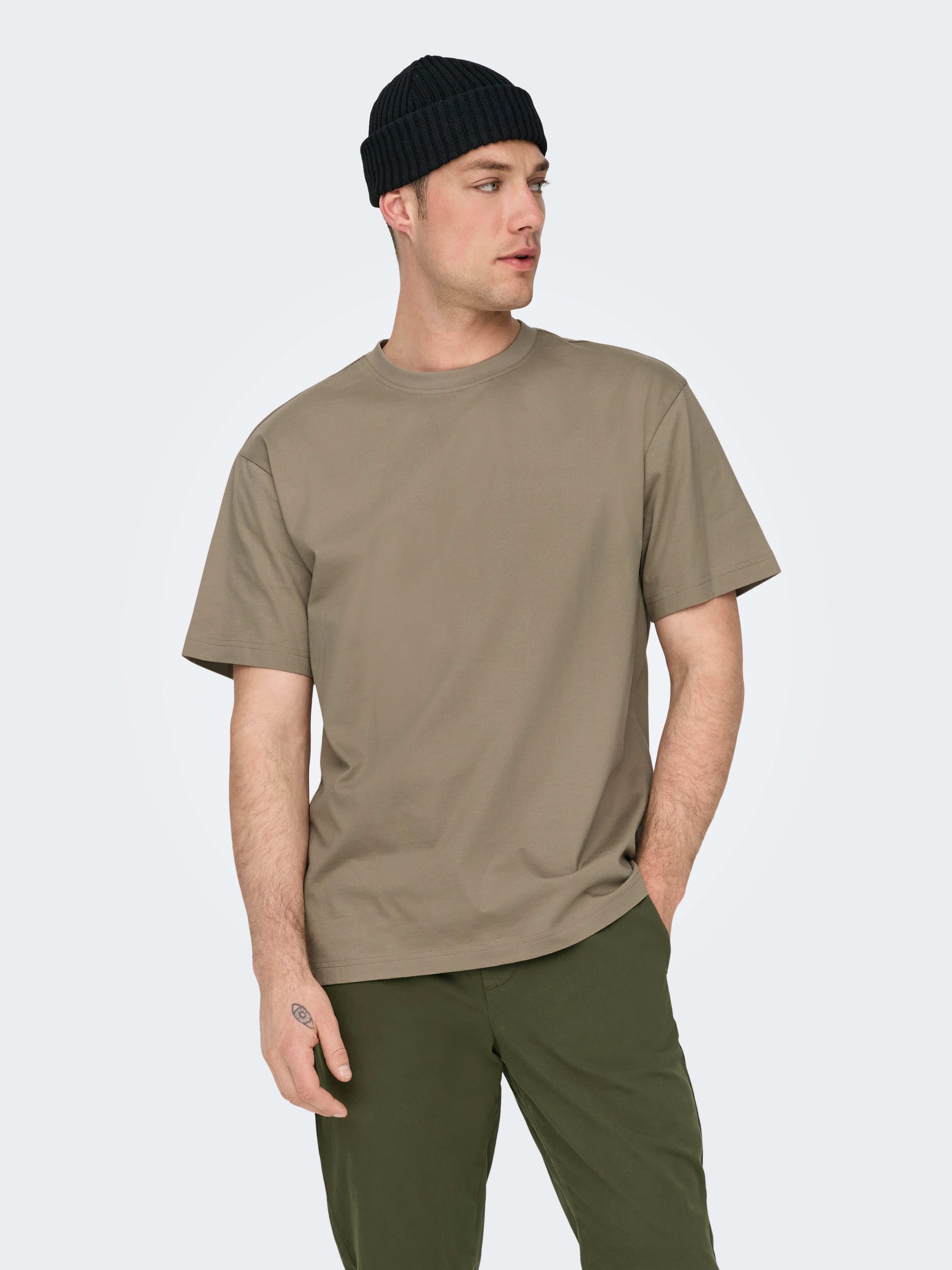 ONSFRED T-shirt | Medium Brown | ONLY & SONS® ONSFRED T-shirt | Medium Brown | ONLY & SONS®