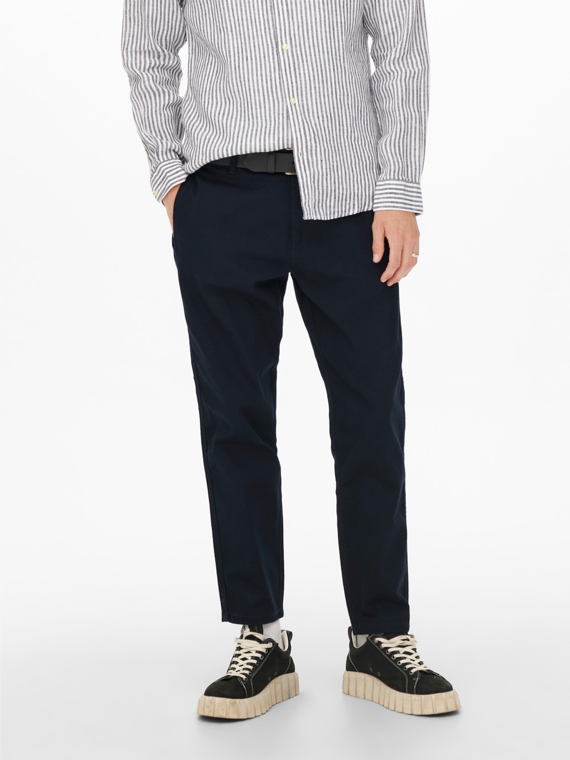 ONLY & SONS Tapered Fit Mid waist Chinos -Night Sky - 22023286