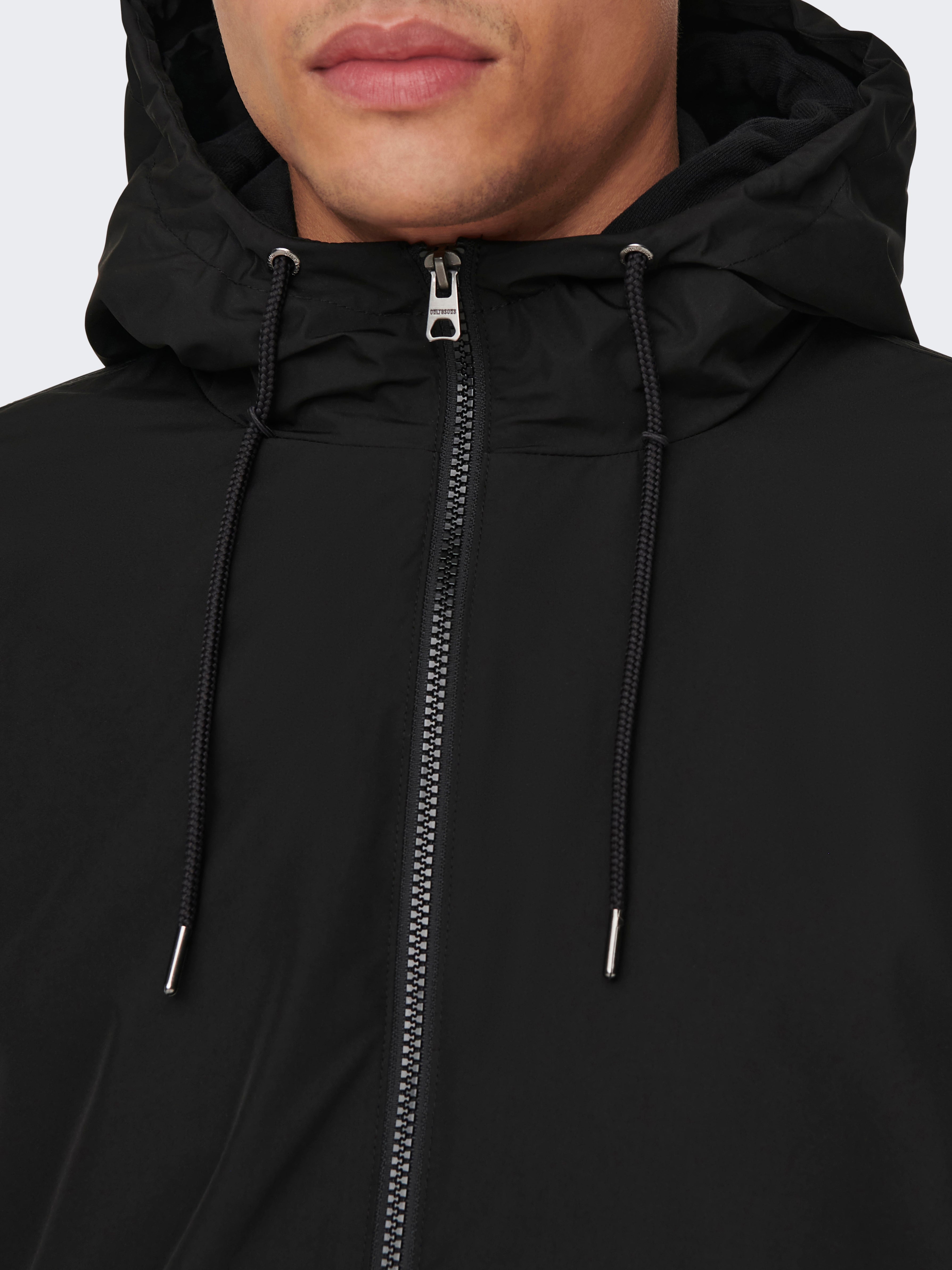 Hood with string regulation Jacket