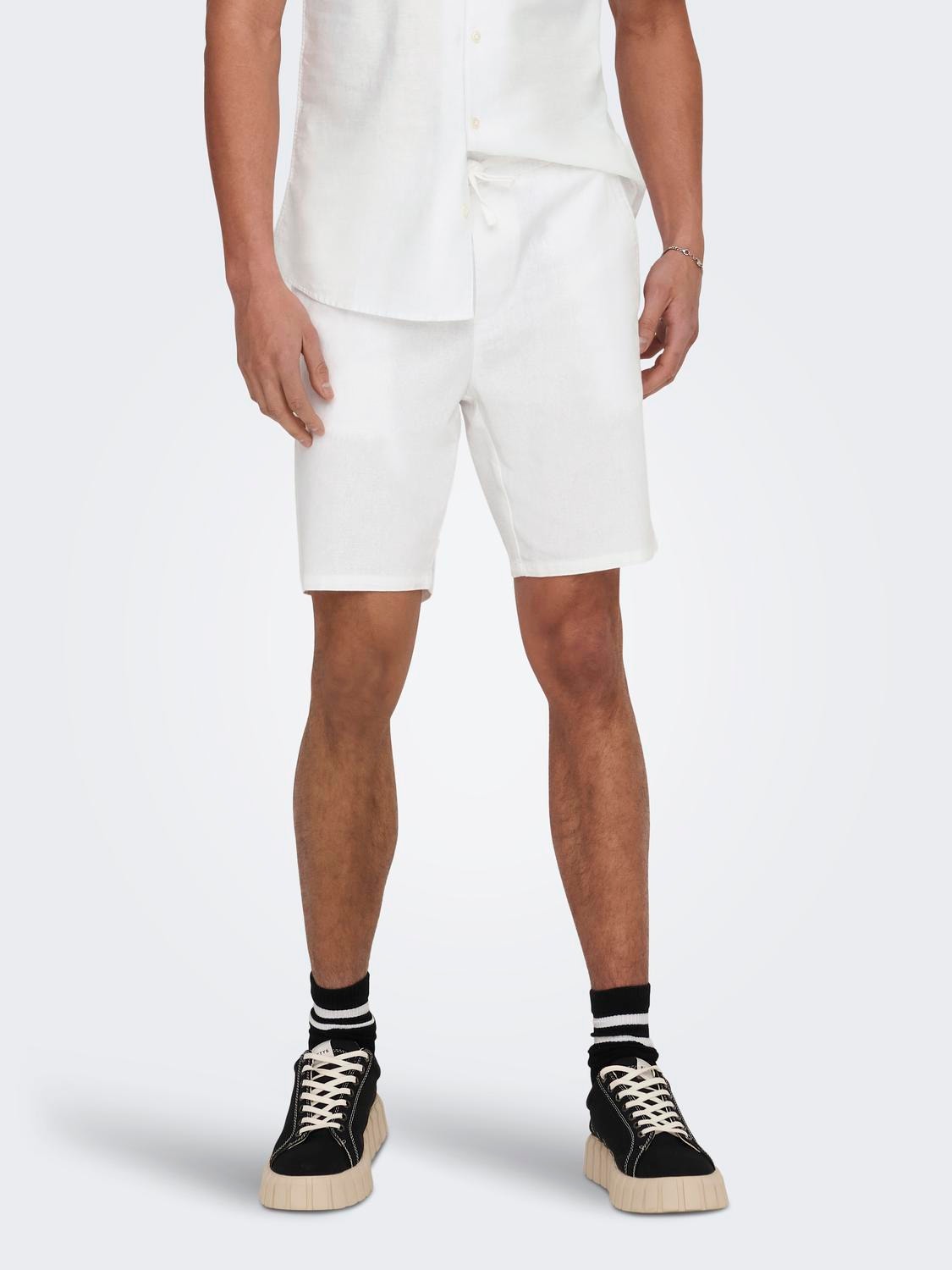 ONLY & SONS Locker geschnitten Shorts -Bright White - 22024967