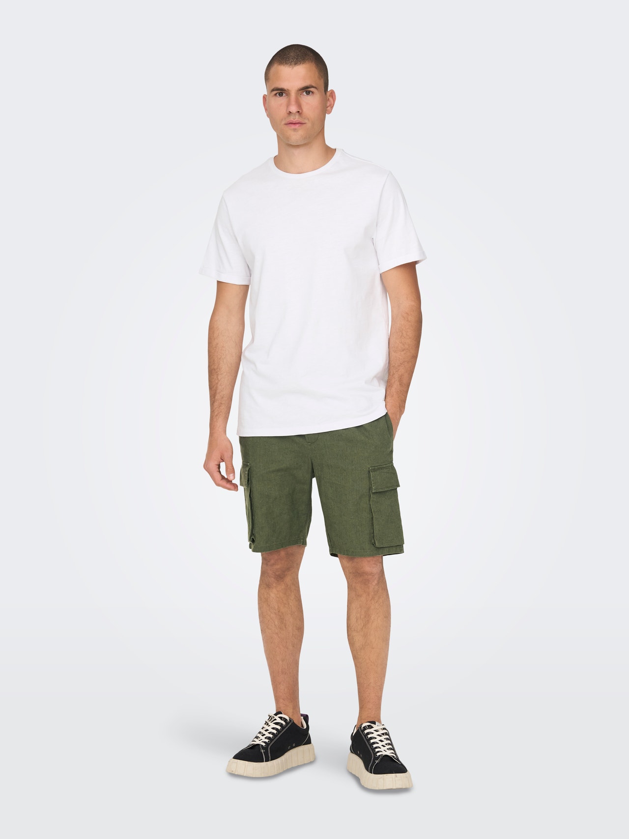 ONLY & SONS Bermuda cargo Loose Fit -Olive Night - 22025002