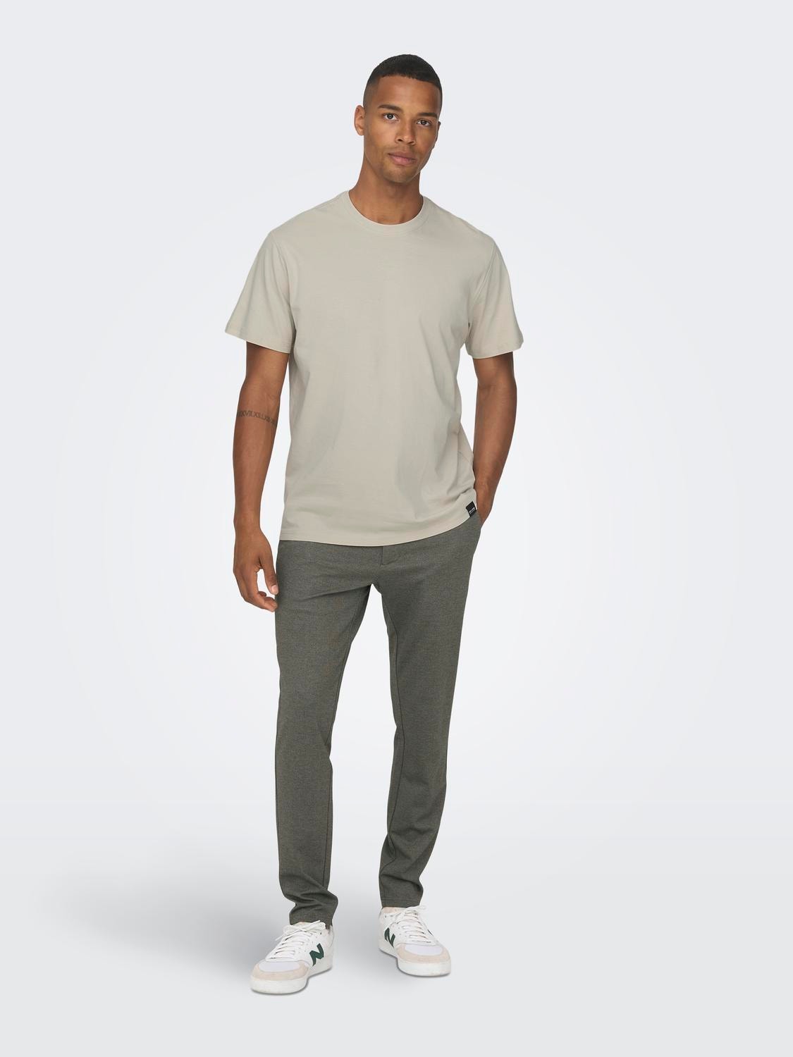 ONLY & SONS T-shirts Regular Fit Col rond -Silver Lining - 22025208
