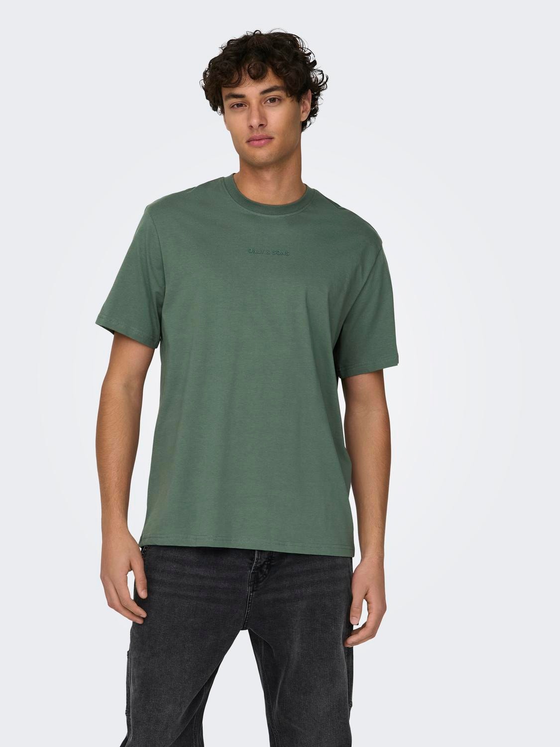 ONLY & SONS Regular Fit Round Neck T-Shirt -Dark Forest - 22025208