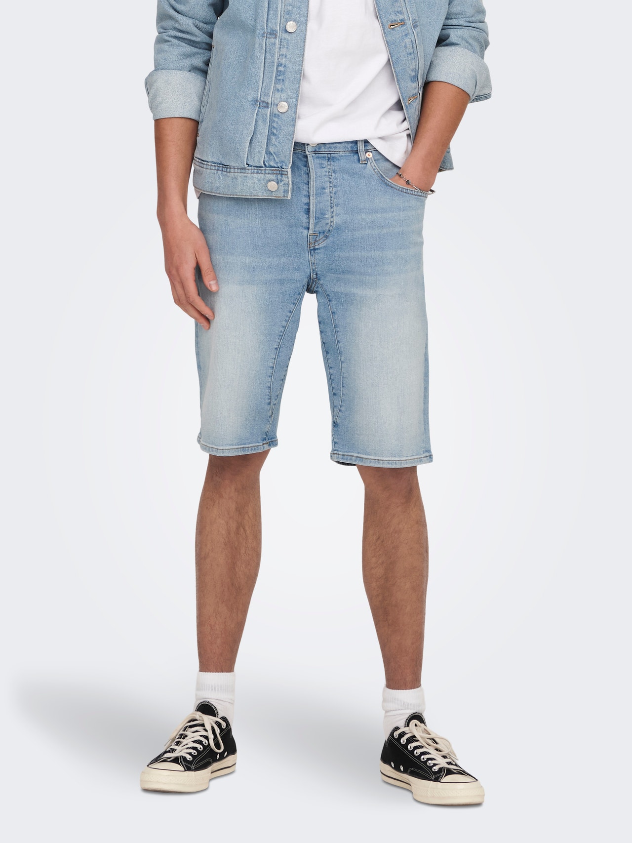 ONLY & SONS Normal geschnitten Mittlere Taille Shorts -Light Blue Denim - 22025592
