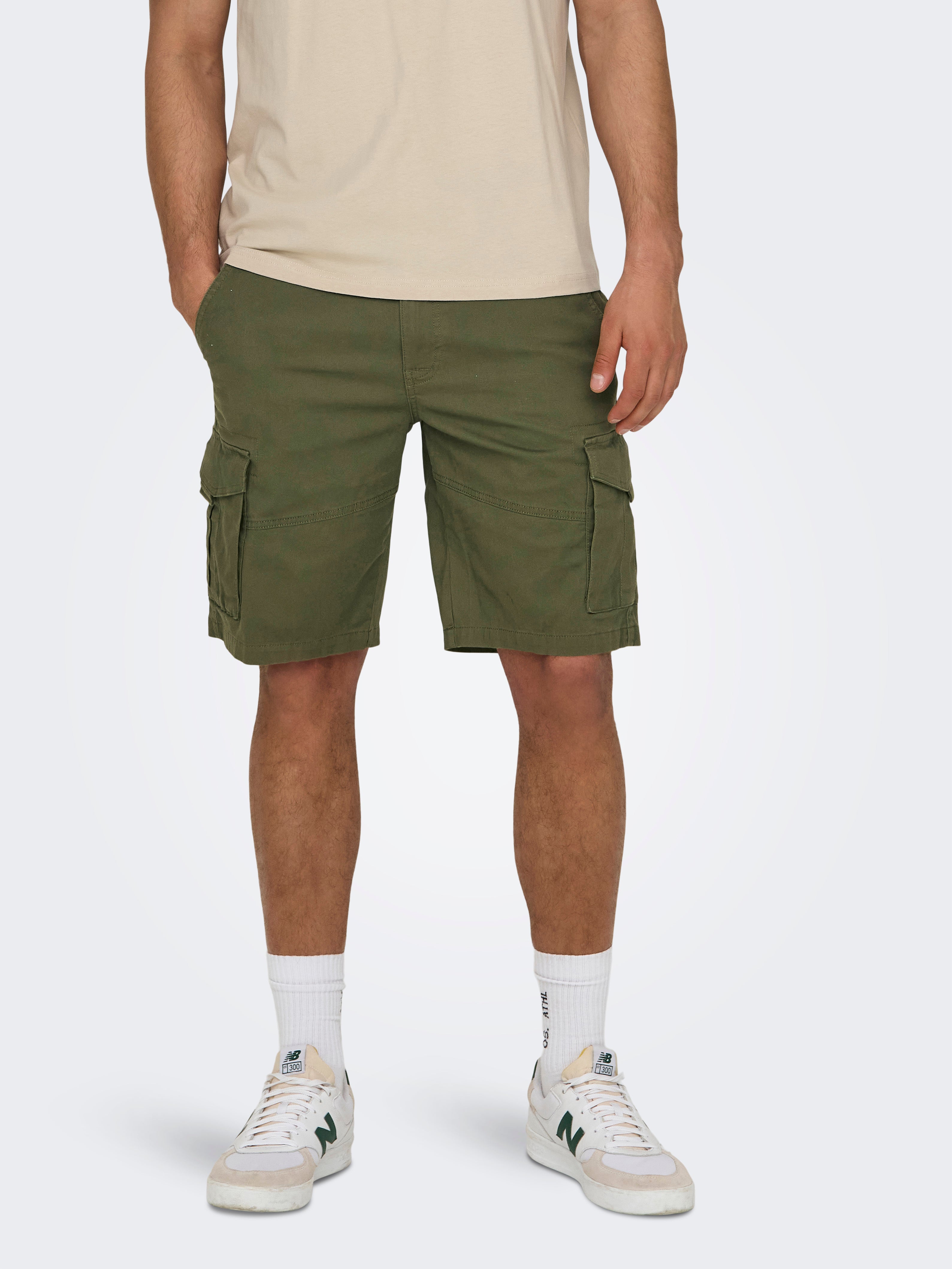 ONSSINUS Loose Fit Cargo Shorts | Dark Green | ONLY & SONS®