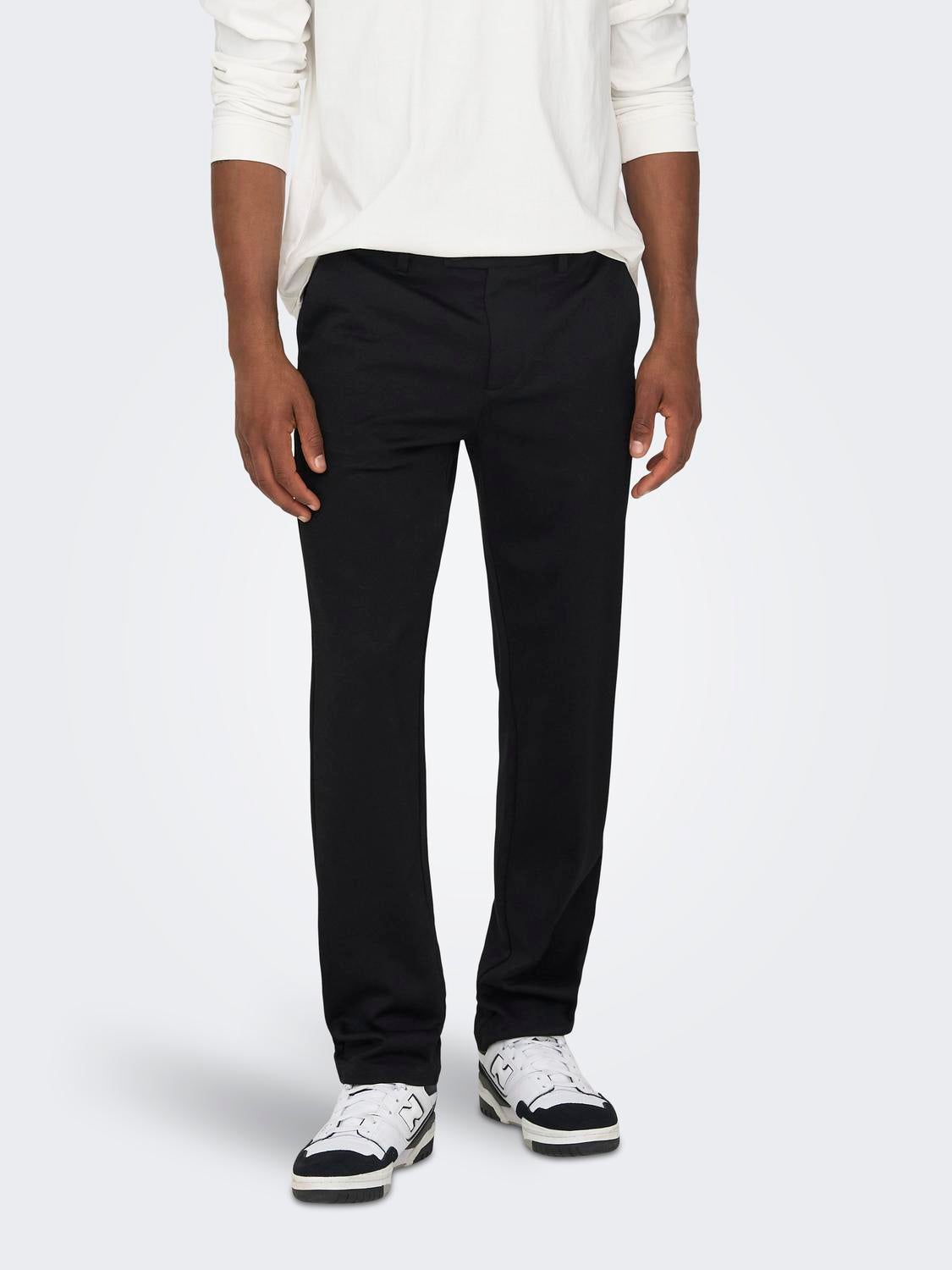 Mid store rise trousers