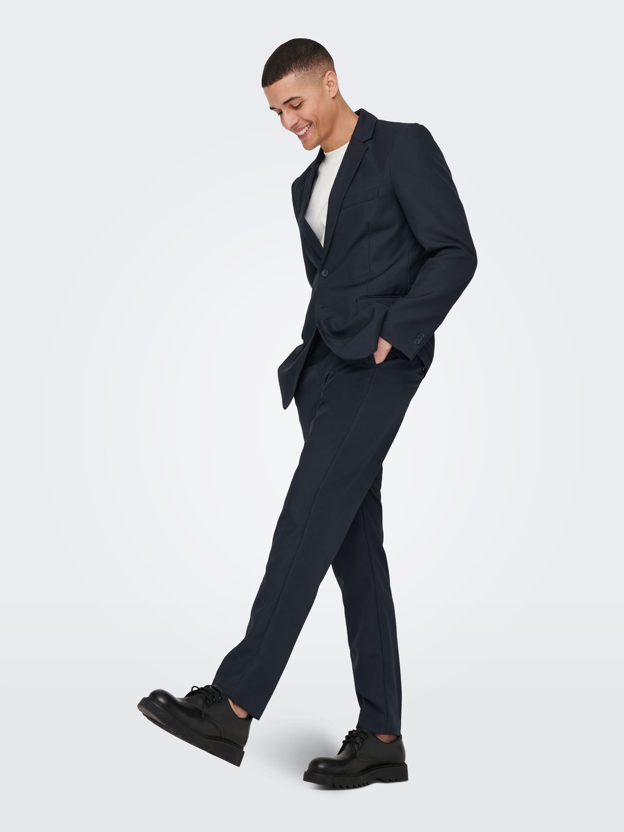 ONLY & SONS Slim Fit Tailored Trousers -Dark Navy - 22026243