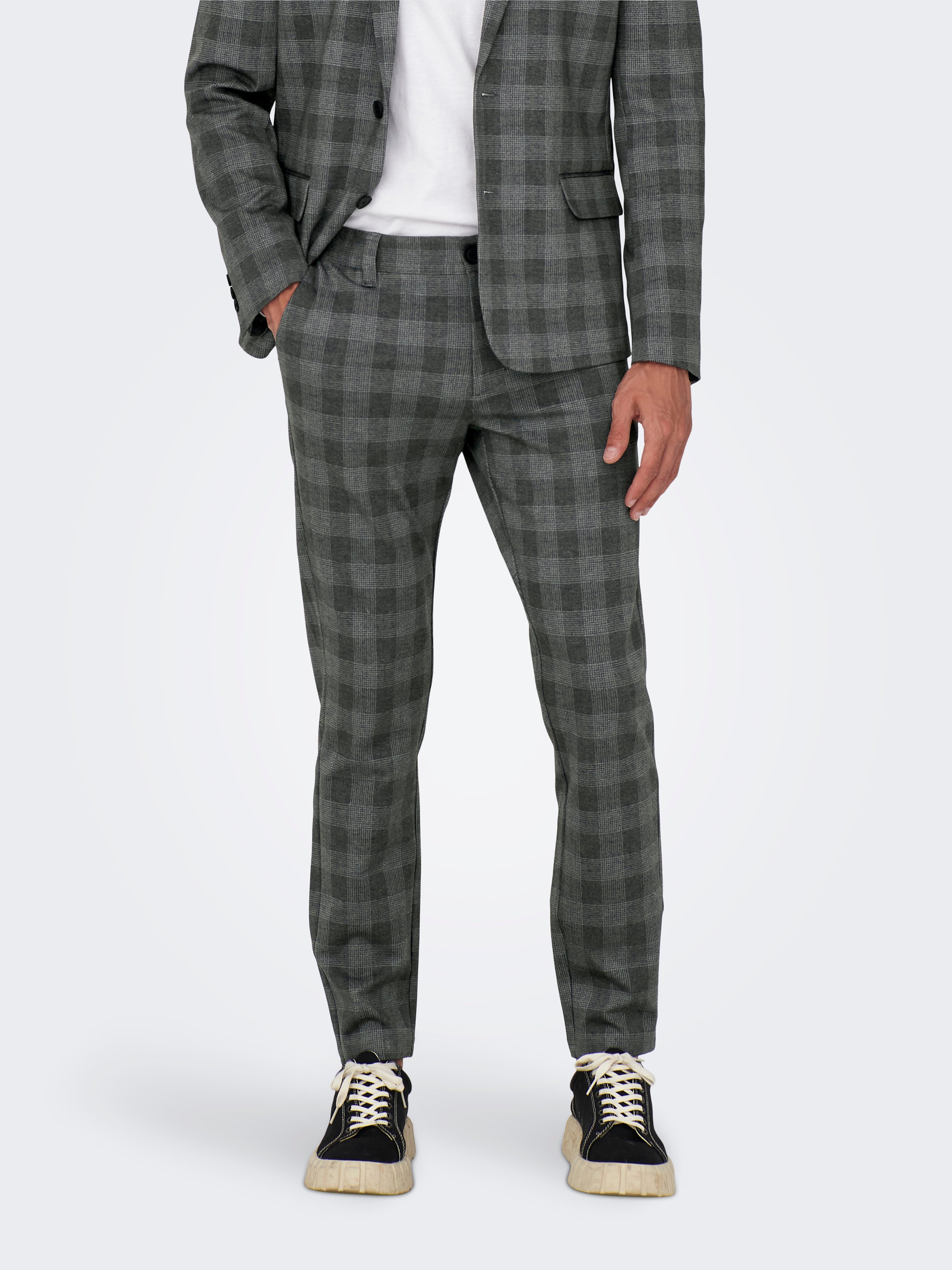 CHANEL シャネル マフラー 紺x赤xグレー等 - 4100122D0071 CHANEL ショールマフラー