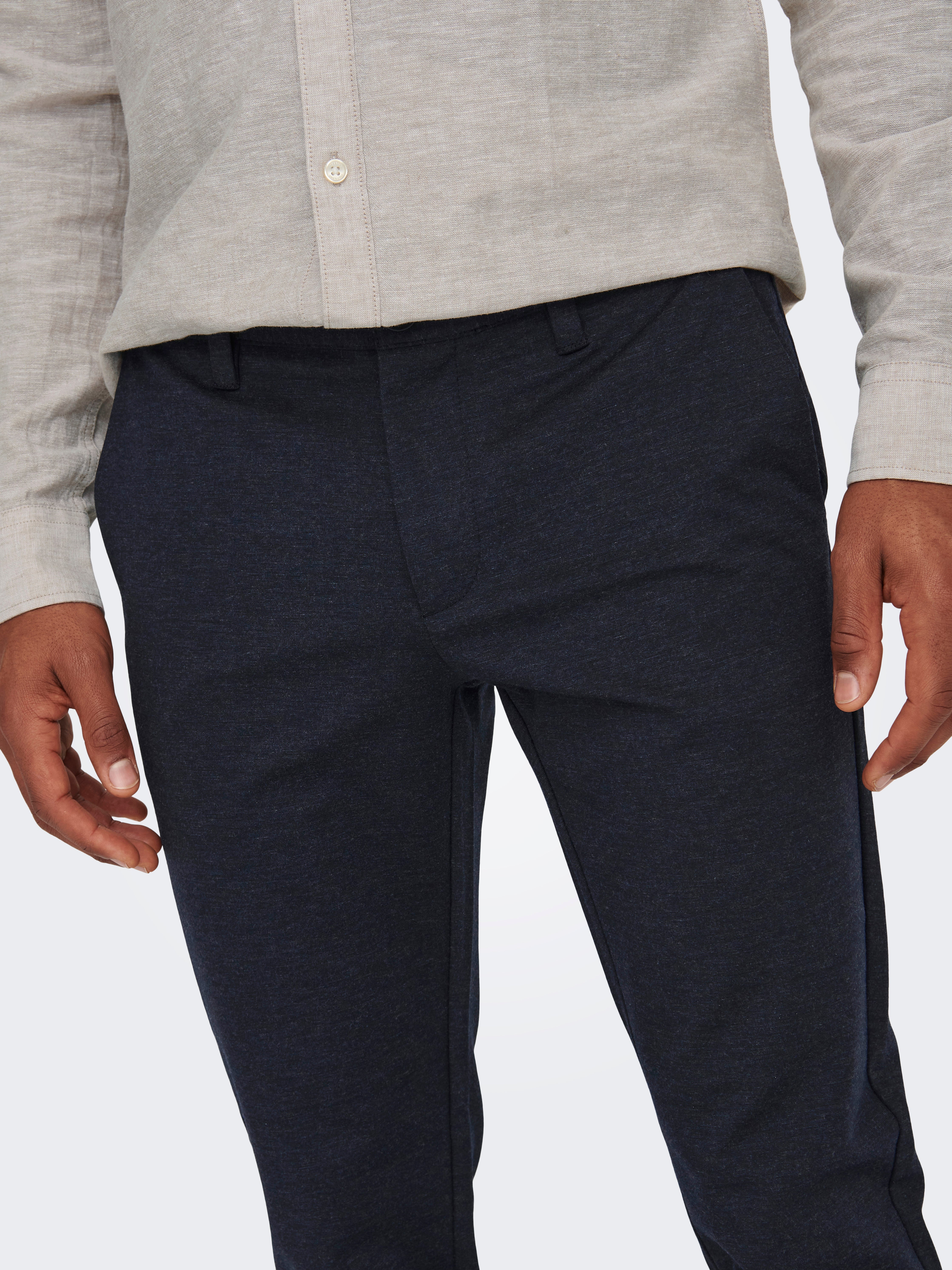 ★★ ★★ Slim straight denim pants T22E6NPC501 Dżinsy skinny z przetarciami blu denim slavato | Calliope