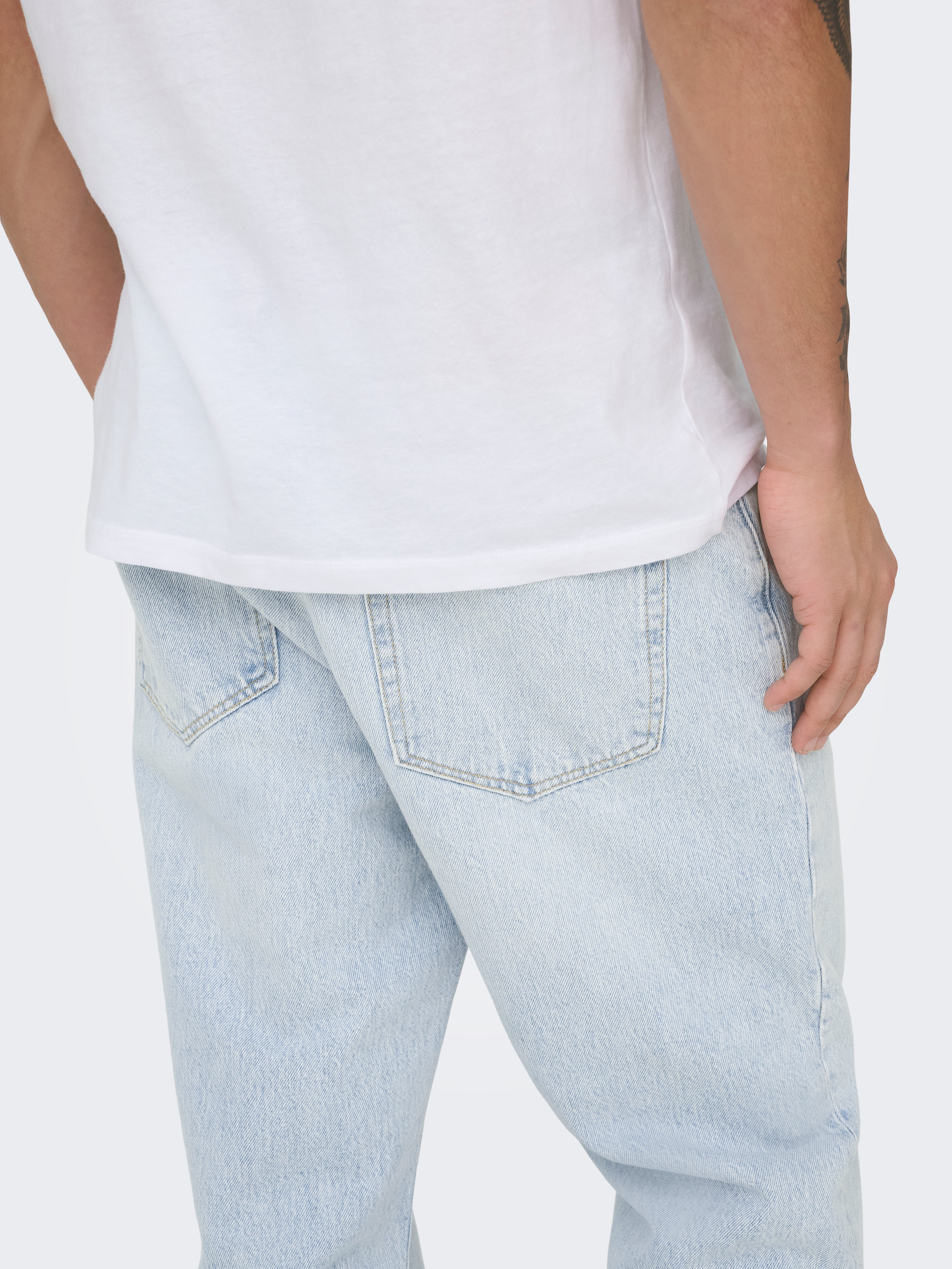 LMTD Herren Jeans Loose Fit | Bequeme Weite Passform | Denim Hose Für Teenager