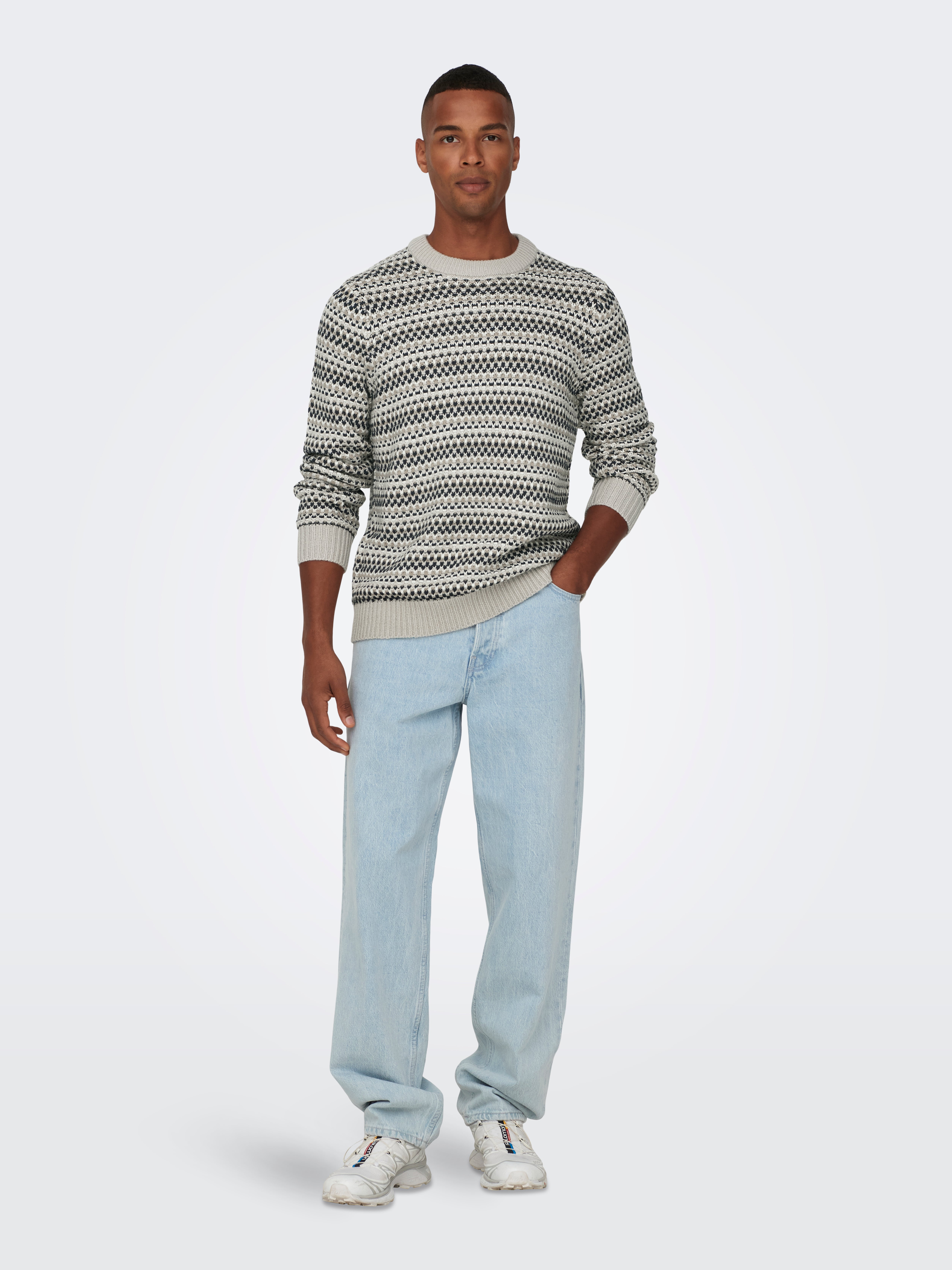 新品　未使用 nixnut TUR KNIT SWEATER 110 トレーナー 新品 未使用 nixnut TUR KNIT SWEATER 110 トレーナー プリント