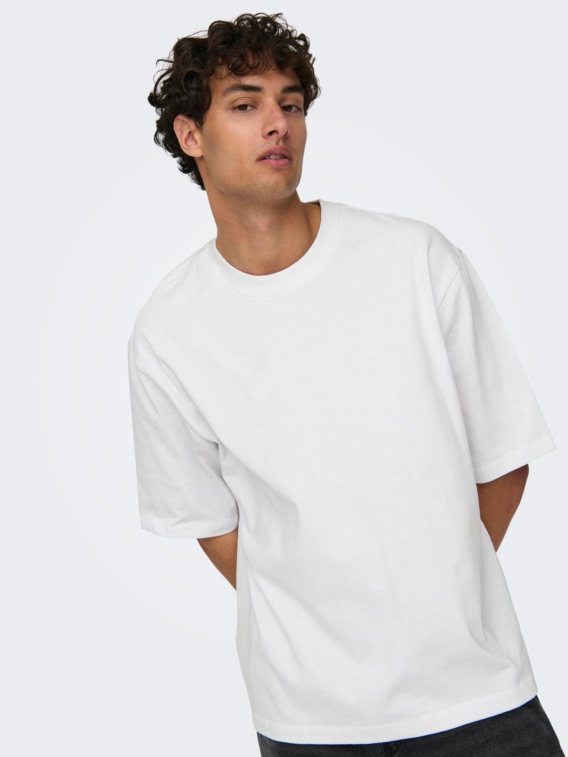 ONLY & SONS Oversize Fit Round Neck T-Shirt -Bright White - 22027787