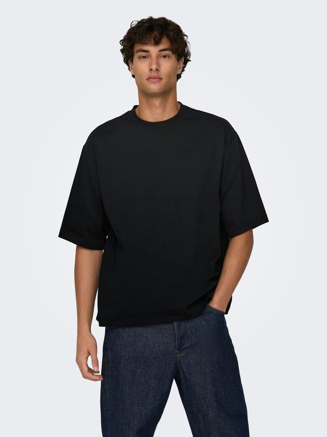 ONLY & SONS Oversized Fit O-hals T-skjorte -Black - 22027787
